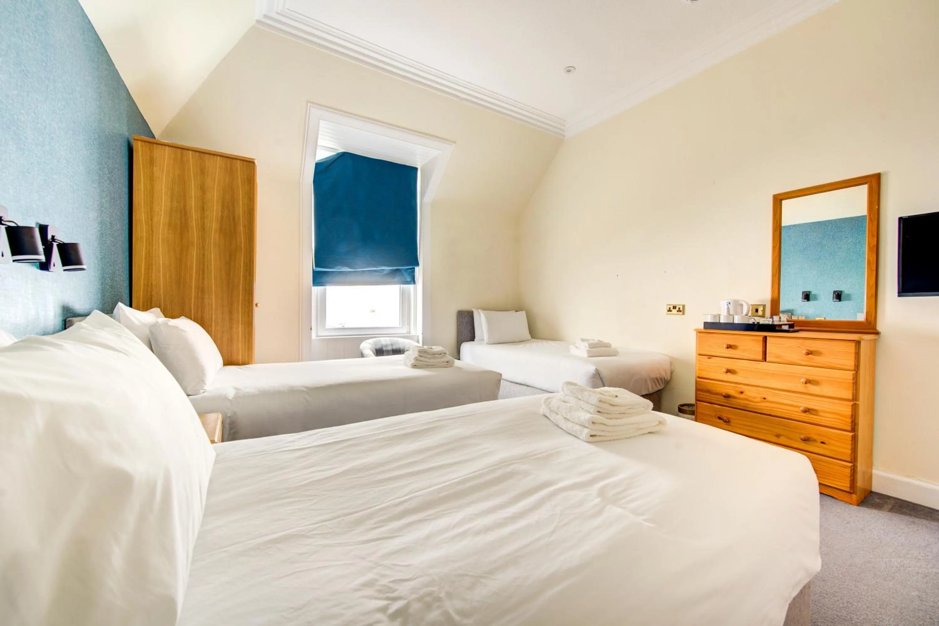 Bed in The Morar Hotel