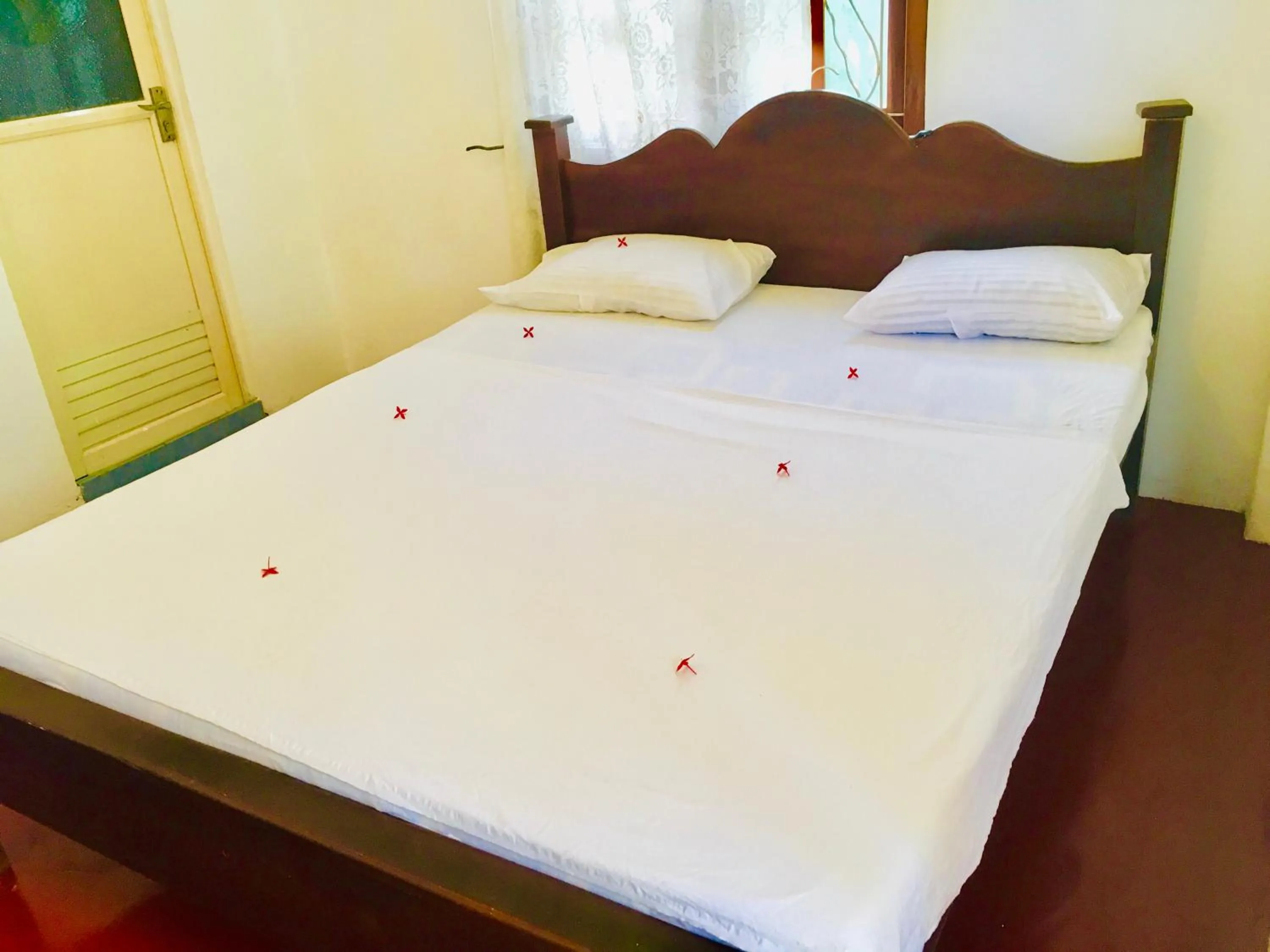 Bed in Shashini Beach Resort