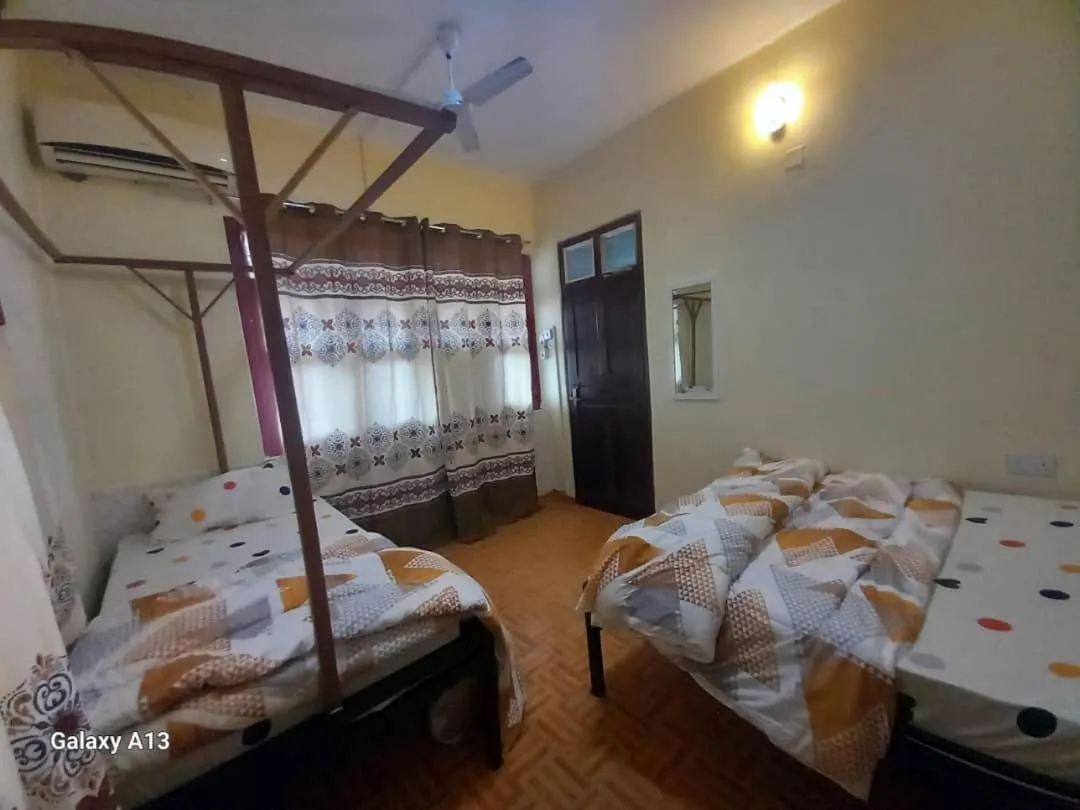 Bedroom, Bed in Rafiki Apartment