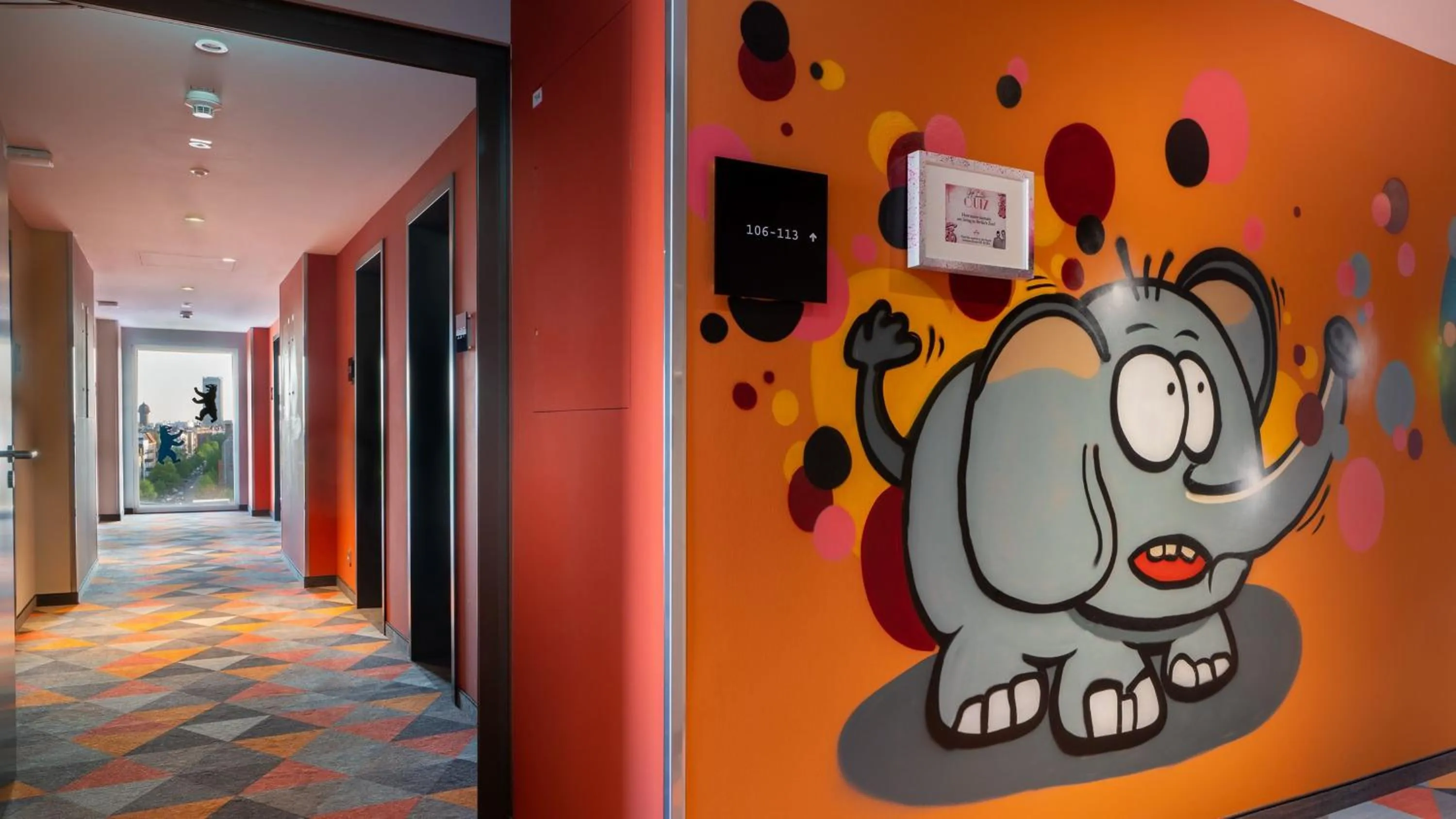 Lobby or reception in Holiday Inn - the niu, Hide Berlin Friedrichshain by IHG