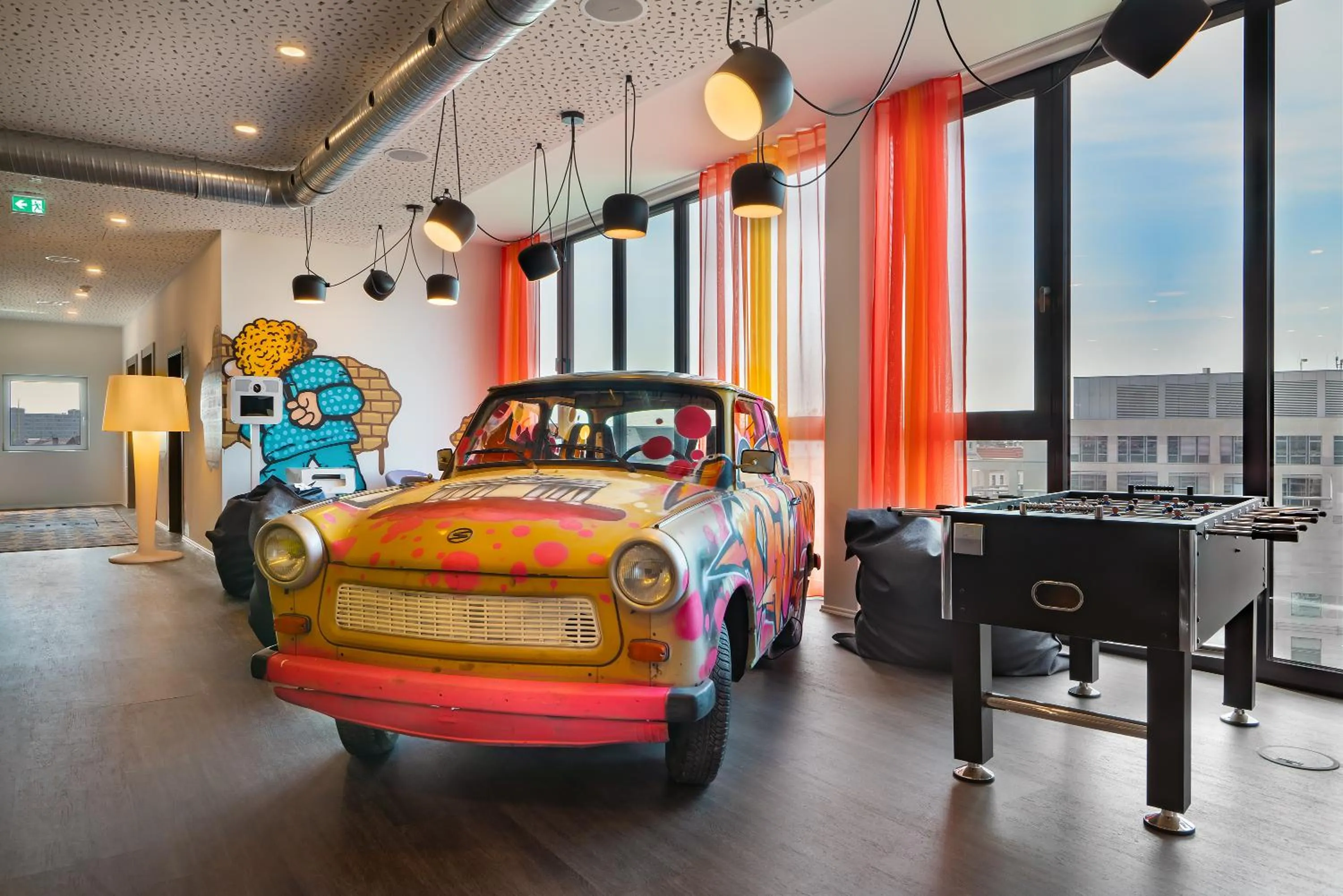 Lobby or reception in Holiday Inn - the niu, Hide Berlin Friedrichshain by IHG