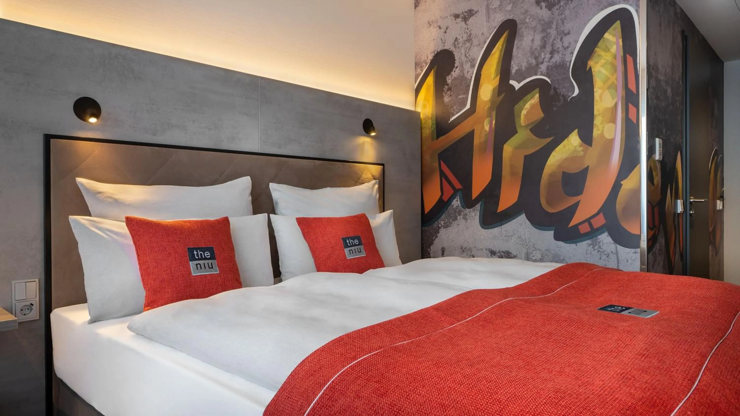 Photo of the whole room, Bed in Holiday Inn - the niu, Hide Berlin Friedrichshain by IHG