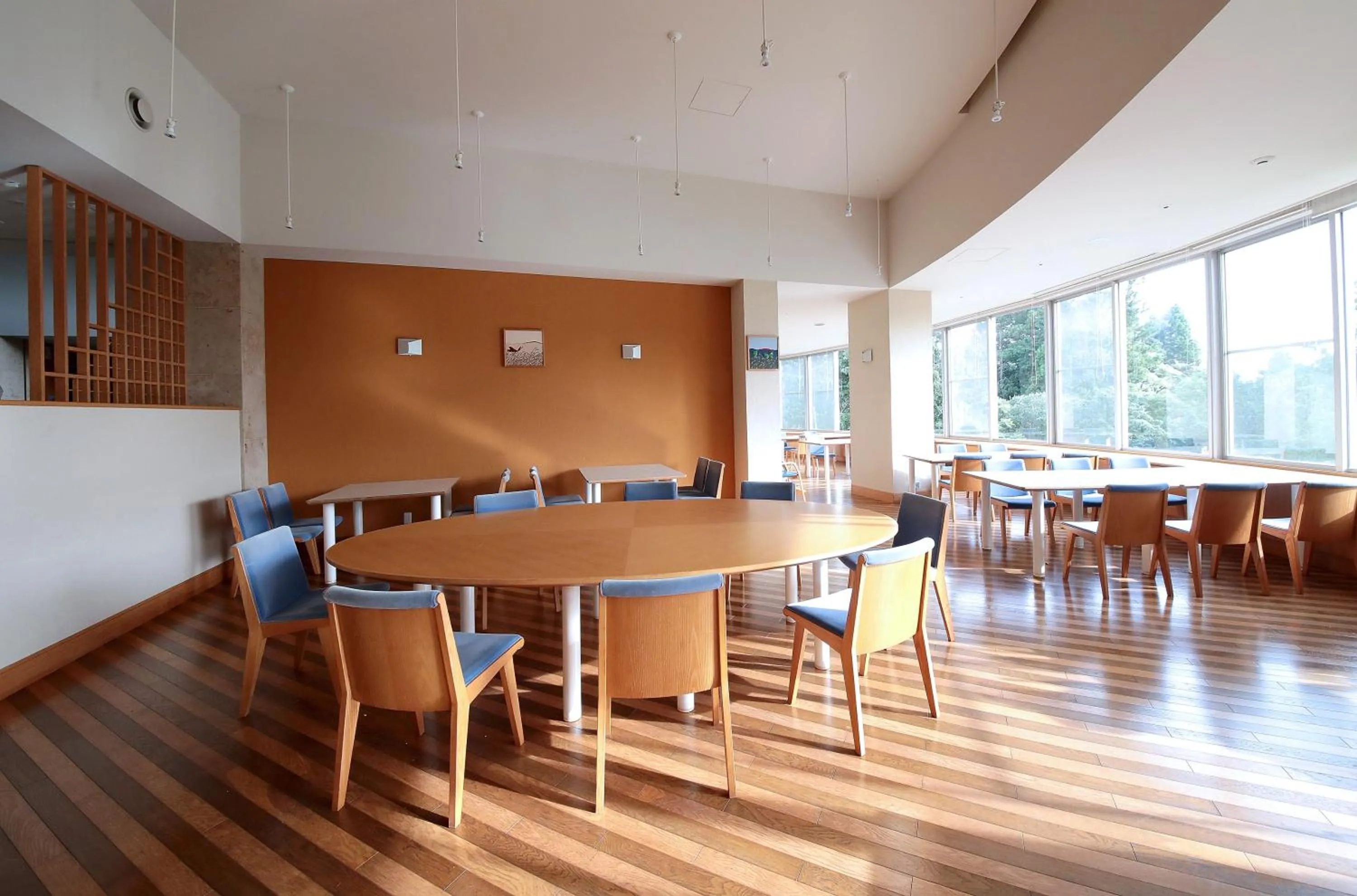 Communal lounge/ TV room in B&B Forest Shima