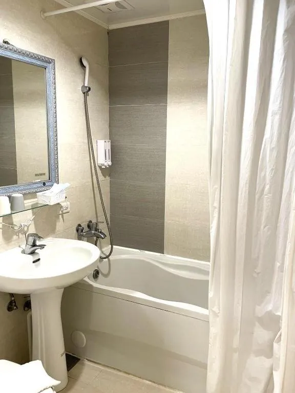 西門大飯店 Ximen Hotel