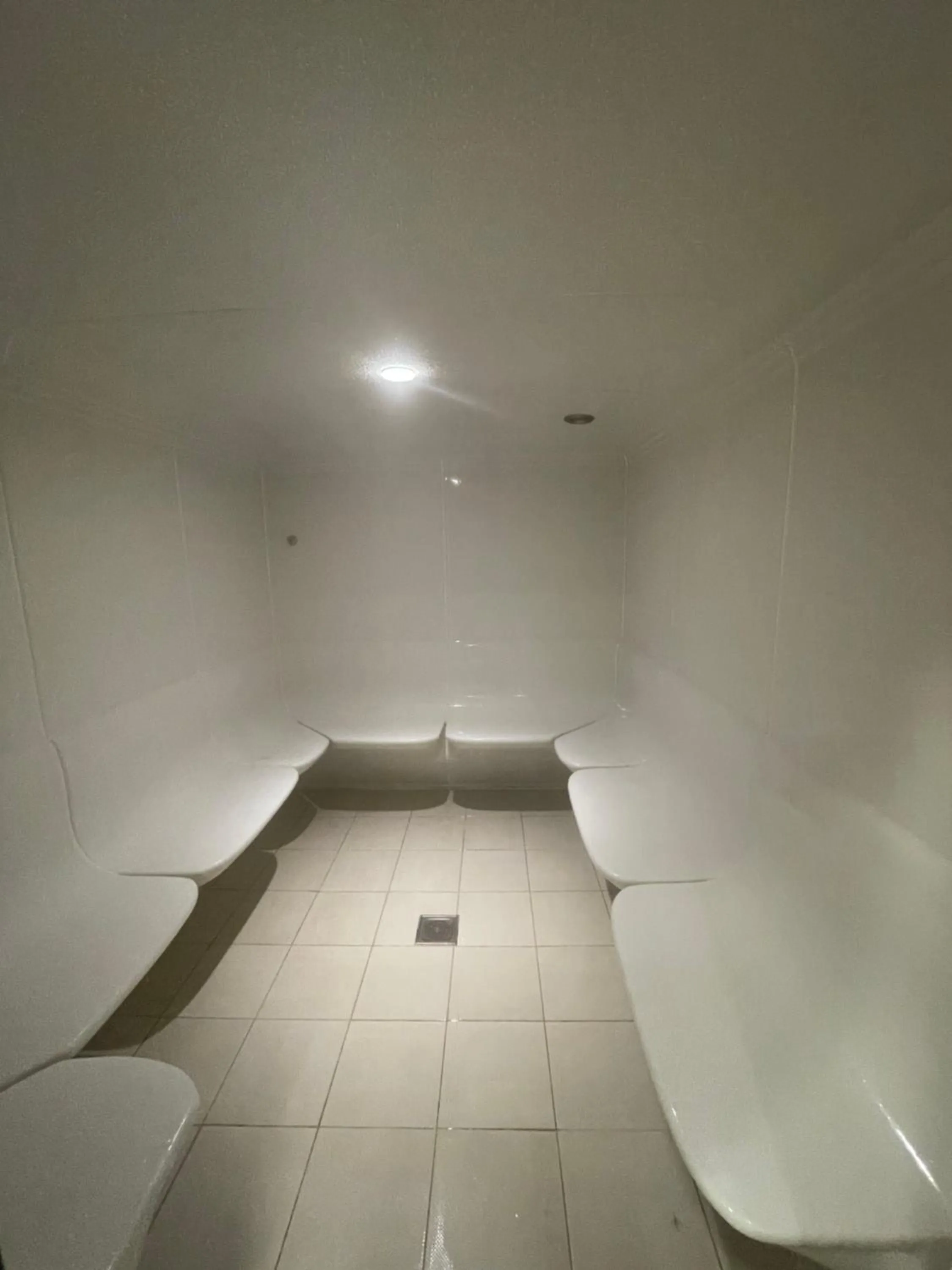 Steam room in Best Western Balgeddie House Hotel