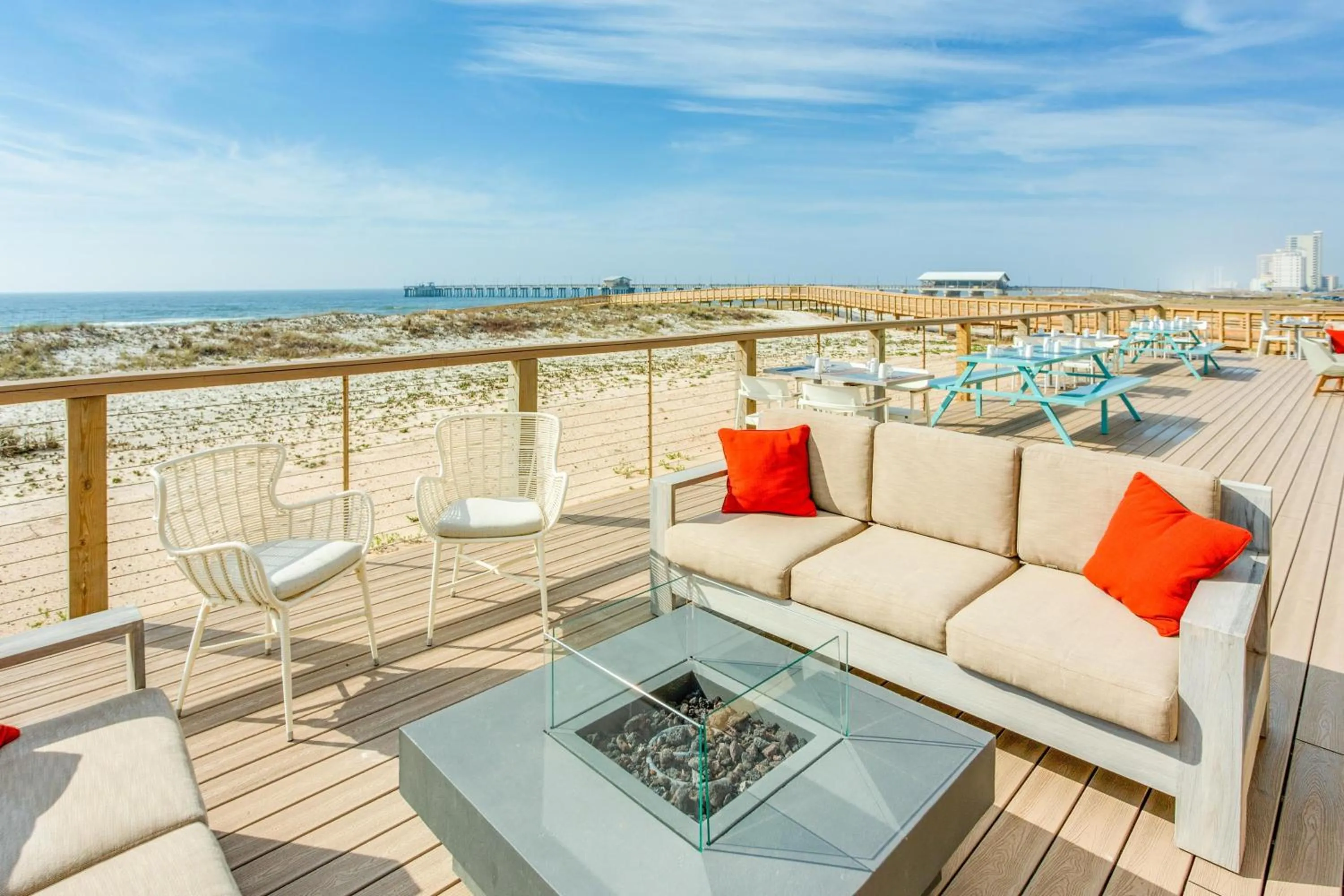 Dining area in The Lodge at Gulf State Park, A Hilton Hotel