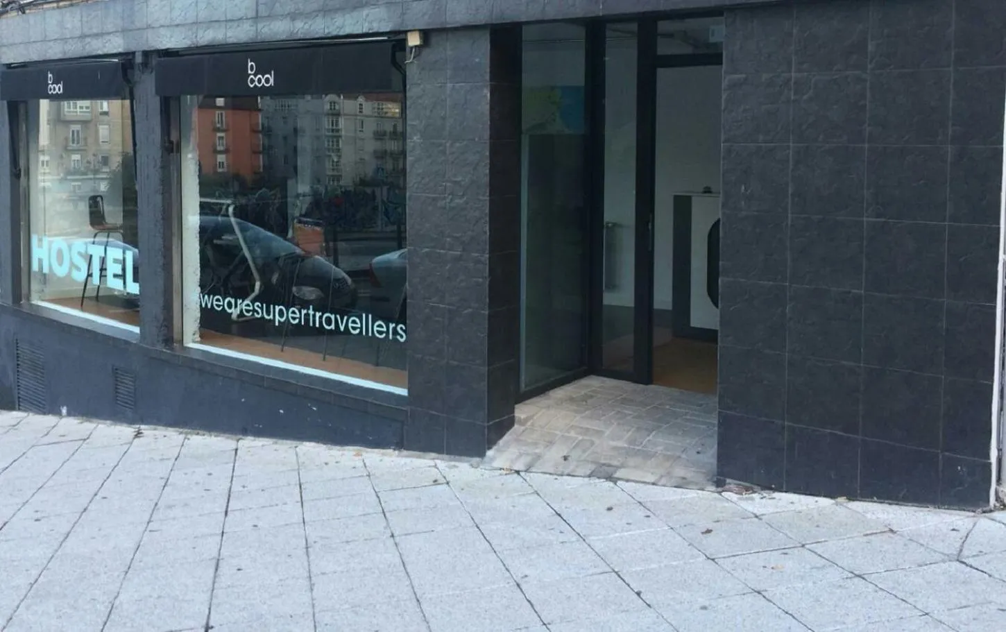 Facade/entrance in Enjoy Santander