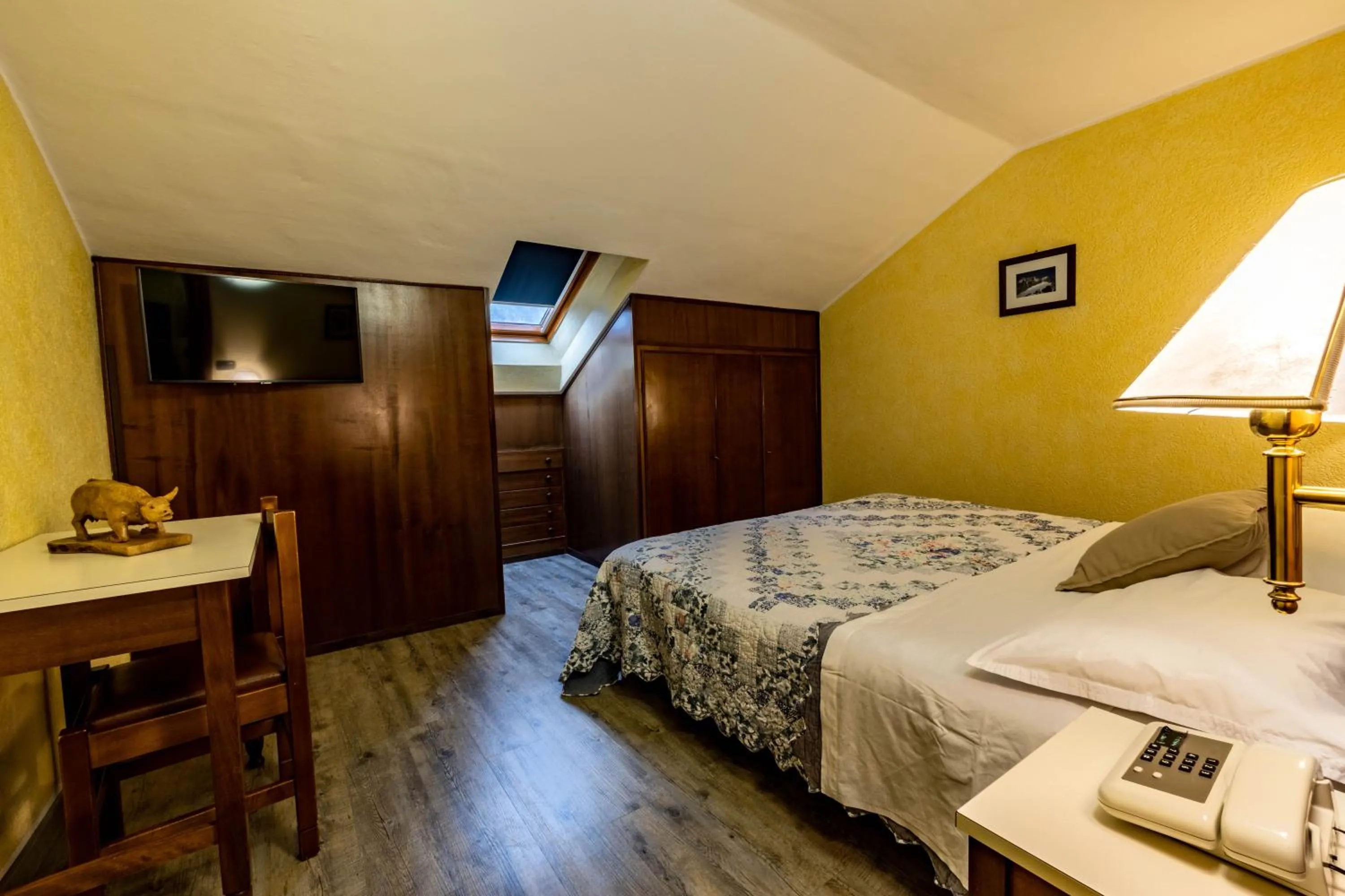 Bedroom, Bed in Hotel Beau Sejour Pré-Saint-Didier