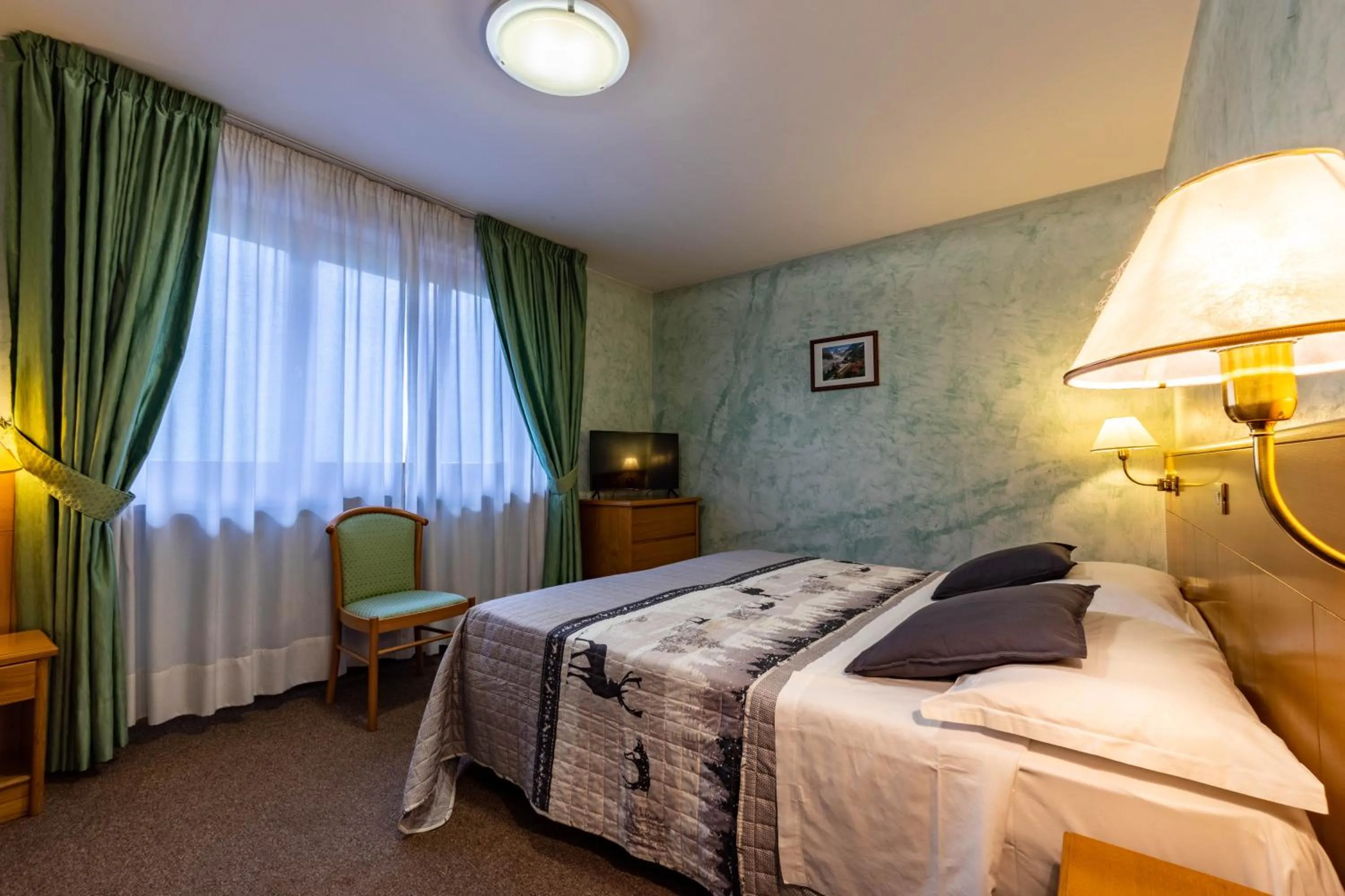 Bedroom, Bed in Hotel Beau Sejour Pré-Saint-Didier