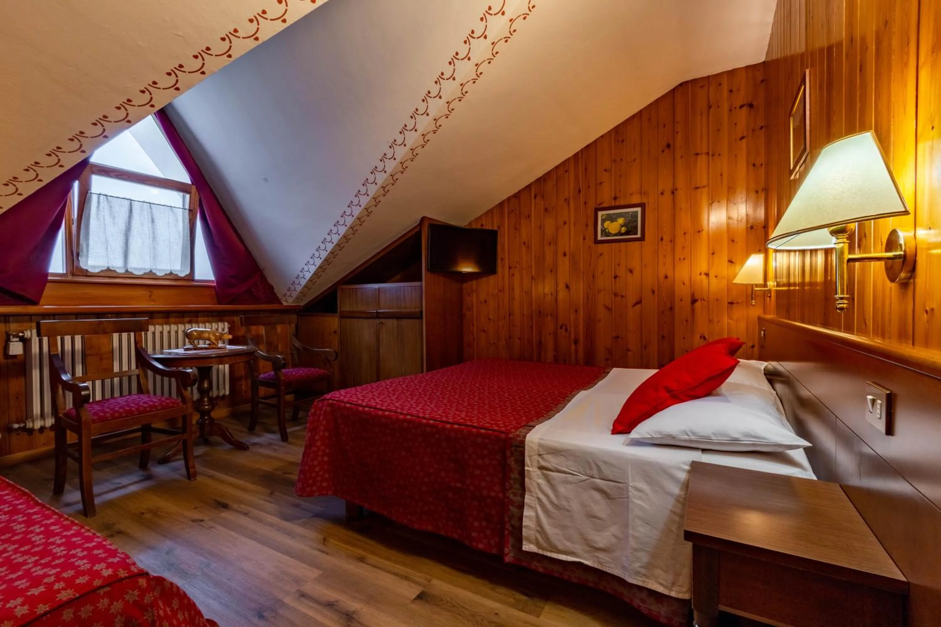 Bedroom, Bed in Hotel Beau Sejour Pré-Saint-Didier