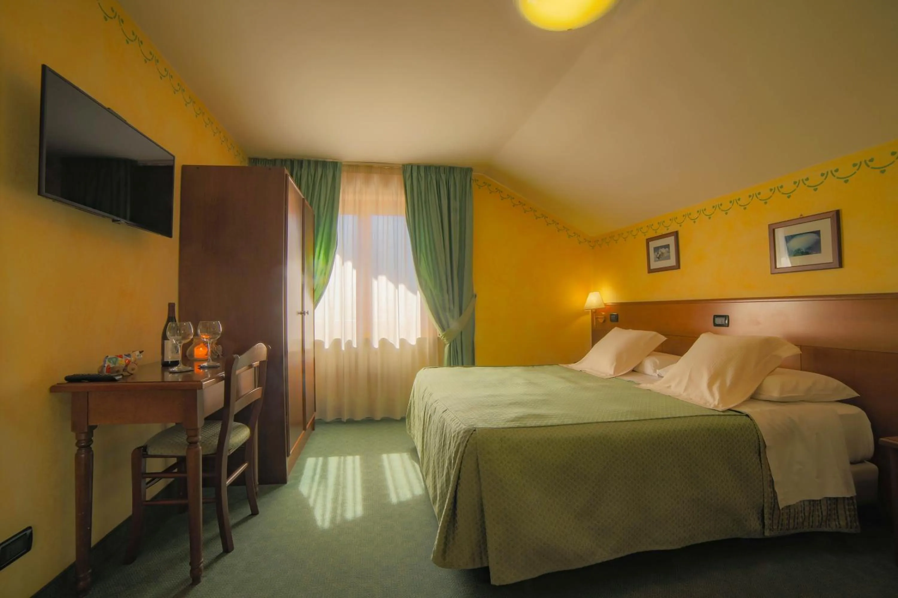 Bedroom, Bed in Hotel Beau Sejour Pré-Saint-Didier