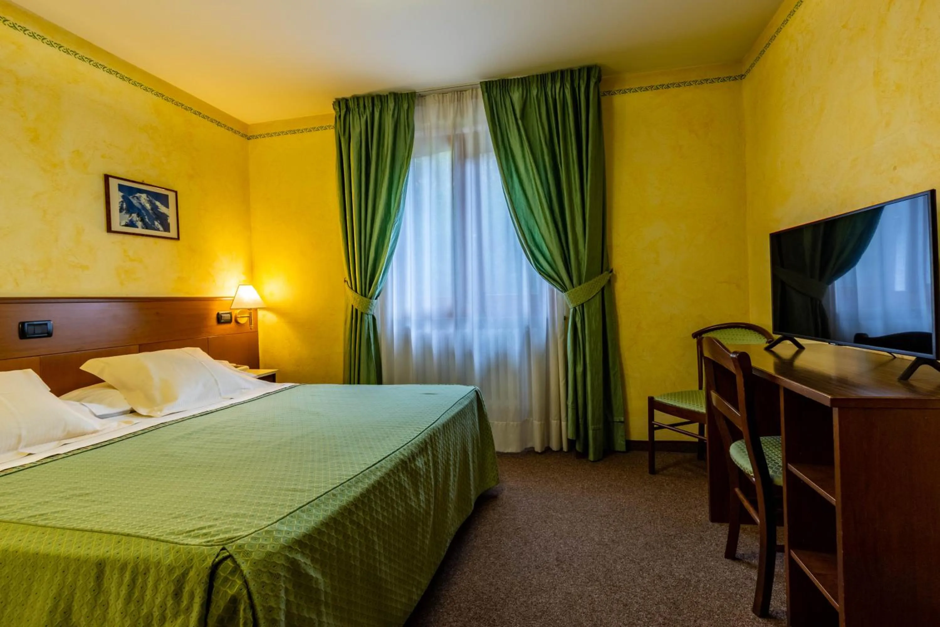 Bedroom, Bed in Hotel Beau Sejour Pré-Saint-Didier