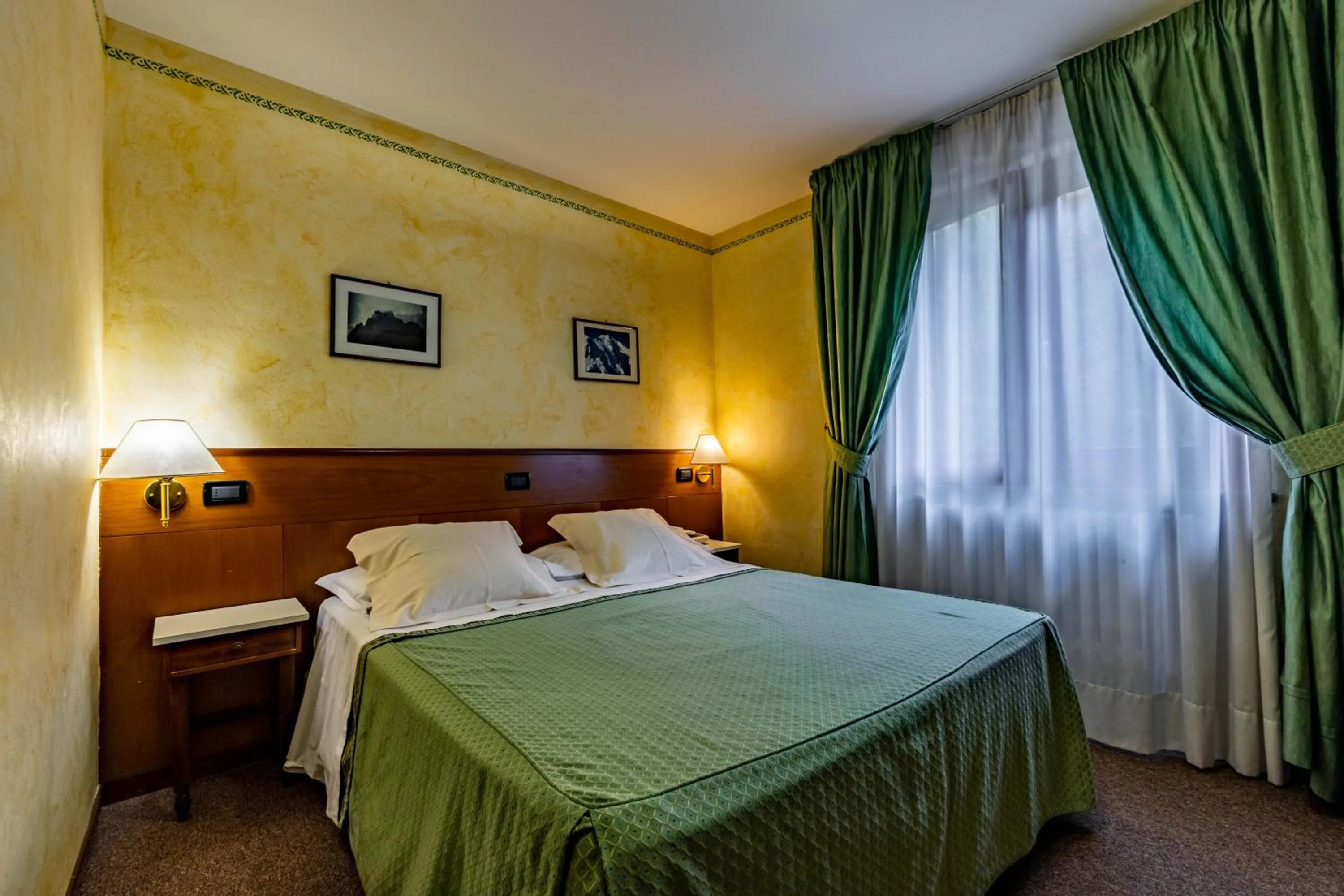 Bedroom, Bed in Hotel Beau Sejour Pré-Saint-Didier