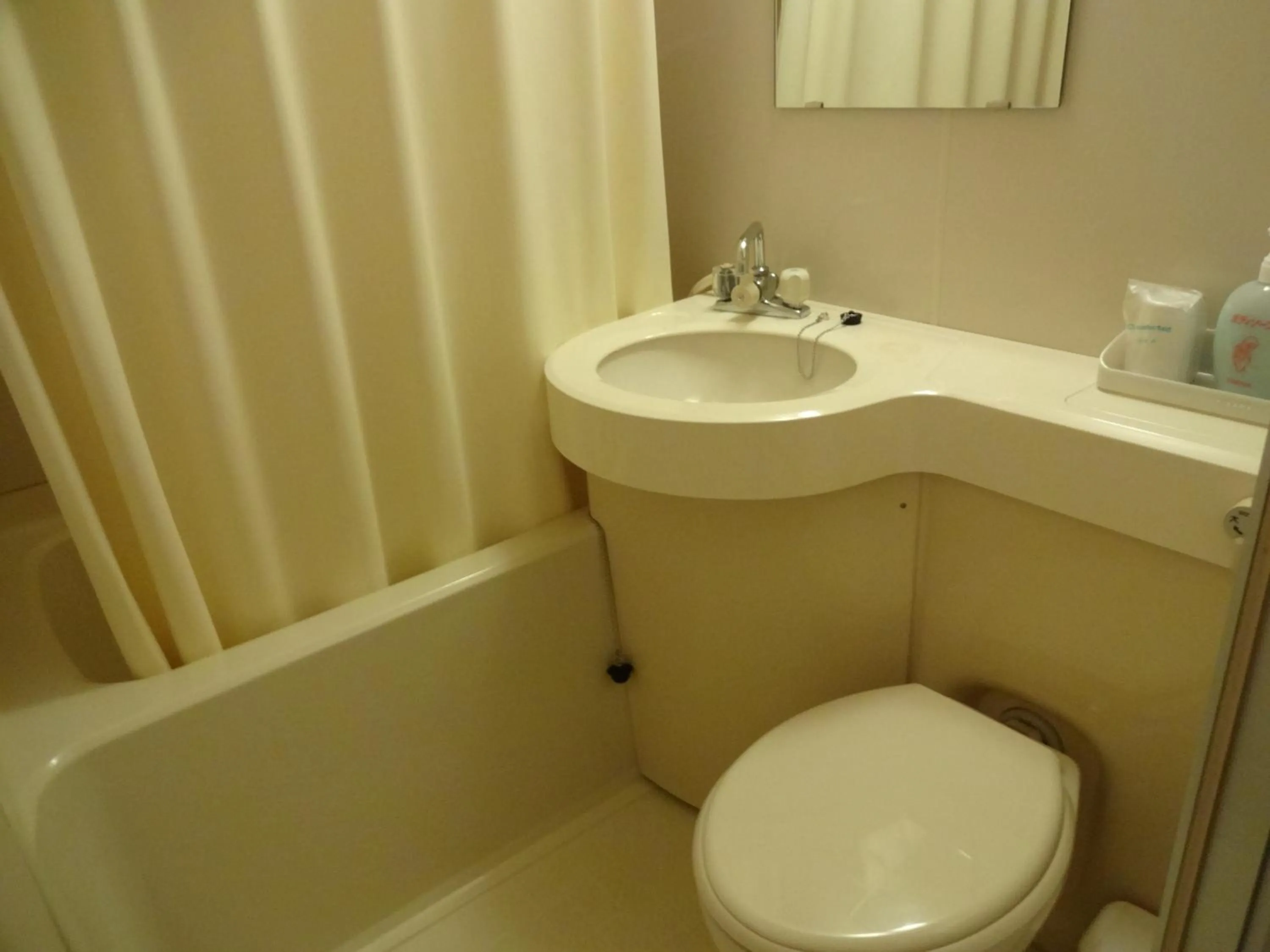 Shower in Hakuba Sun Valley Hotel