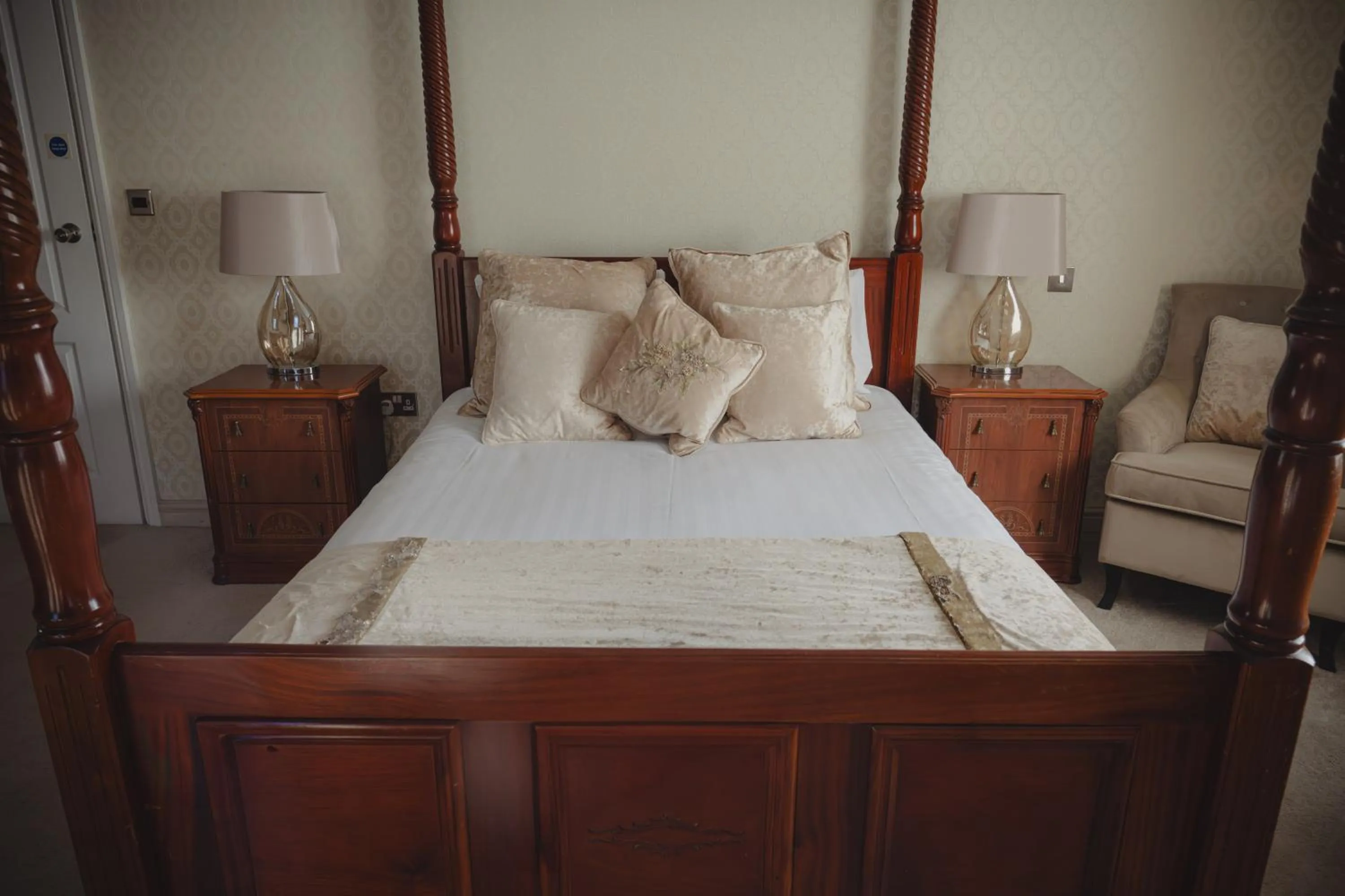 Bedroom, Bed in The Ashbourne Hotel, BW Signature Collection