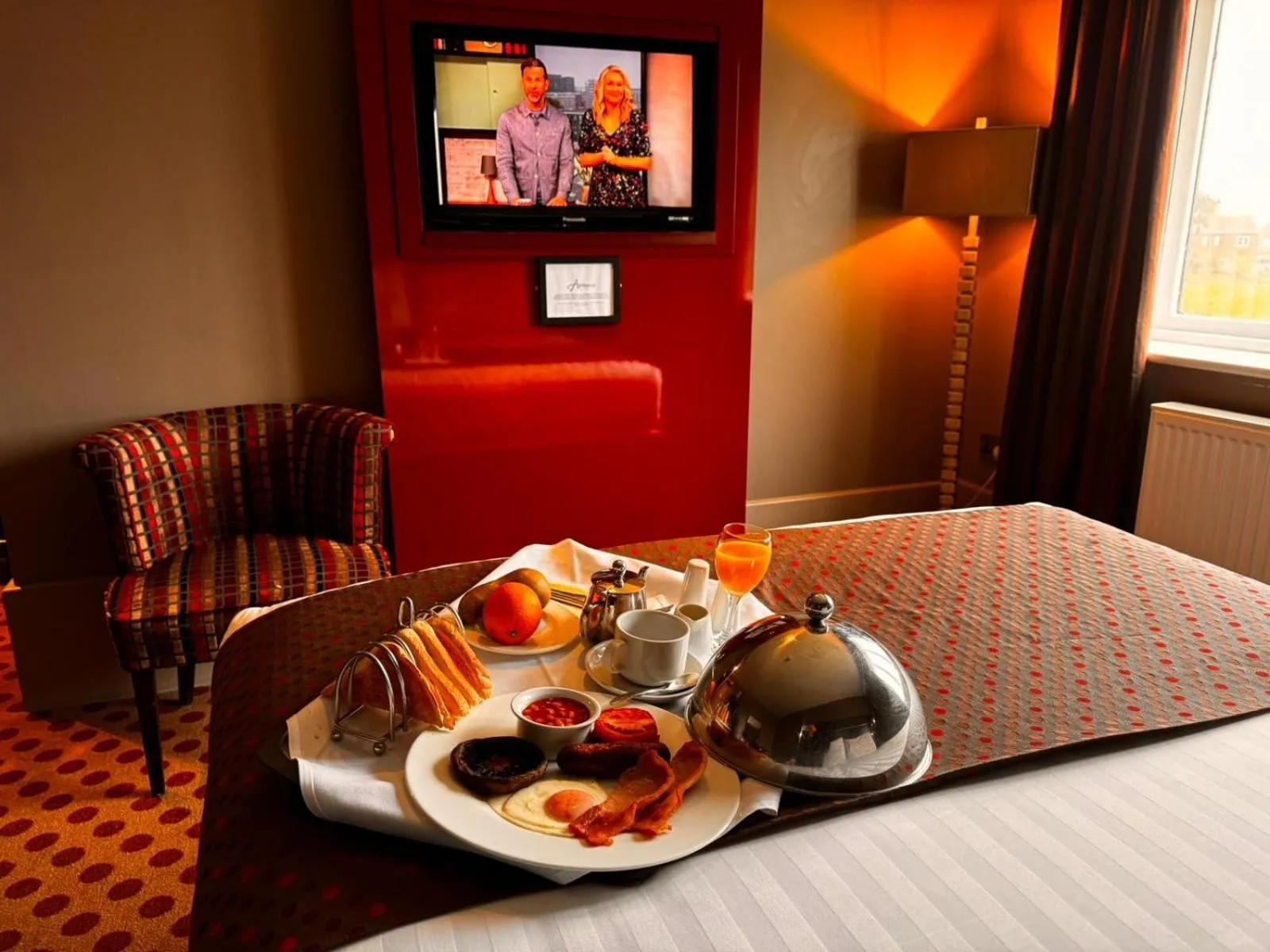 TV and multimedia in The Ashbourne Hotel, BW Signature Collection