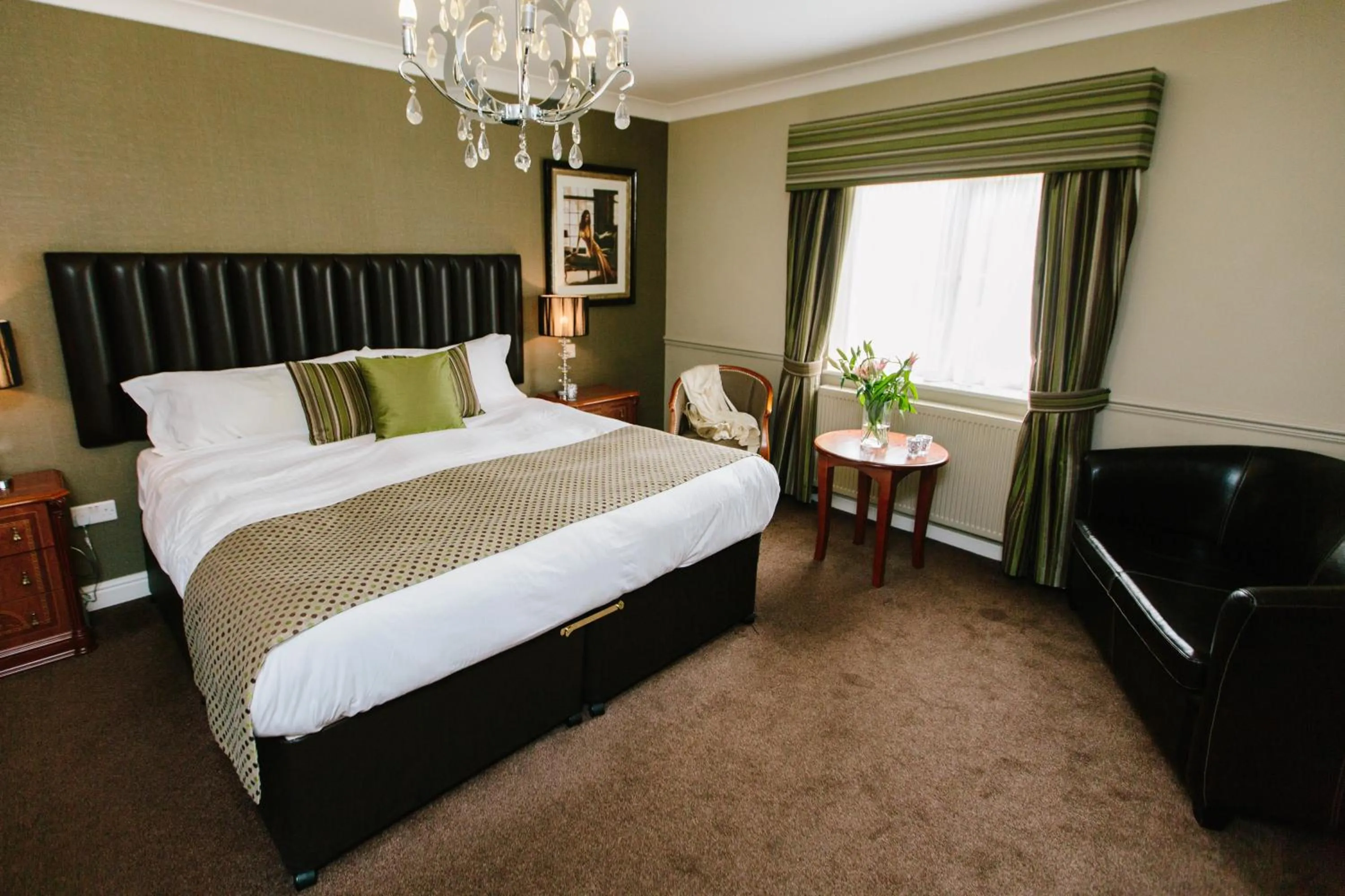 Spring, Bed in The Ashbourne Hotel, BW Signature Collection