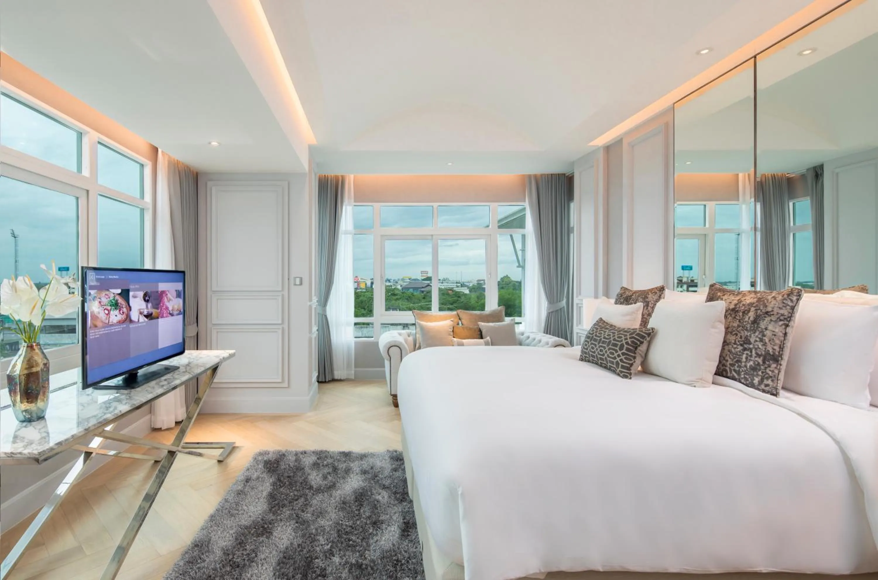 Bed in De Princess Hotel Udonthani