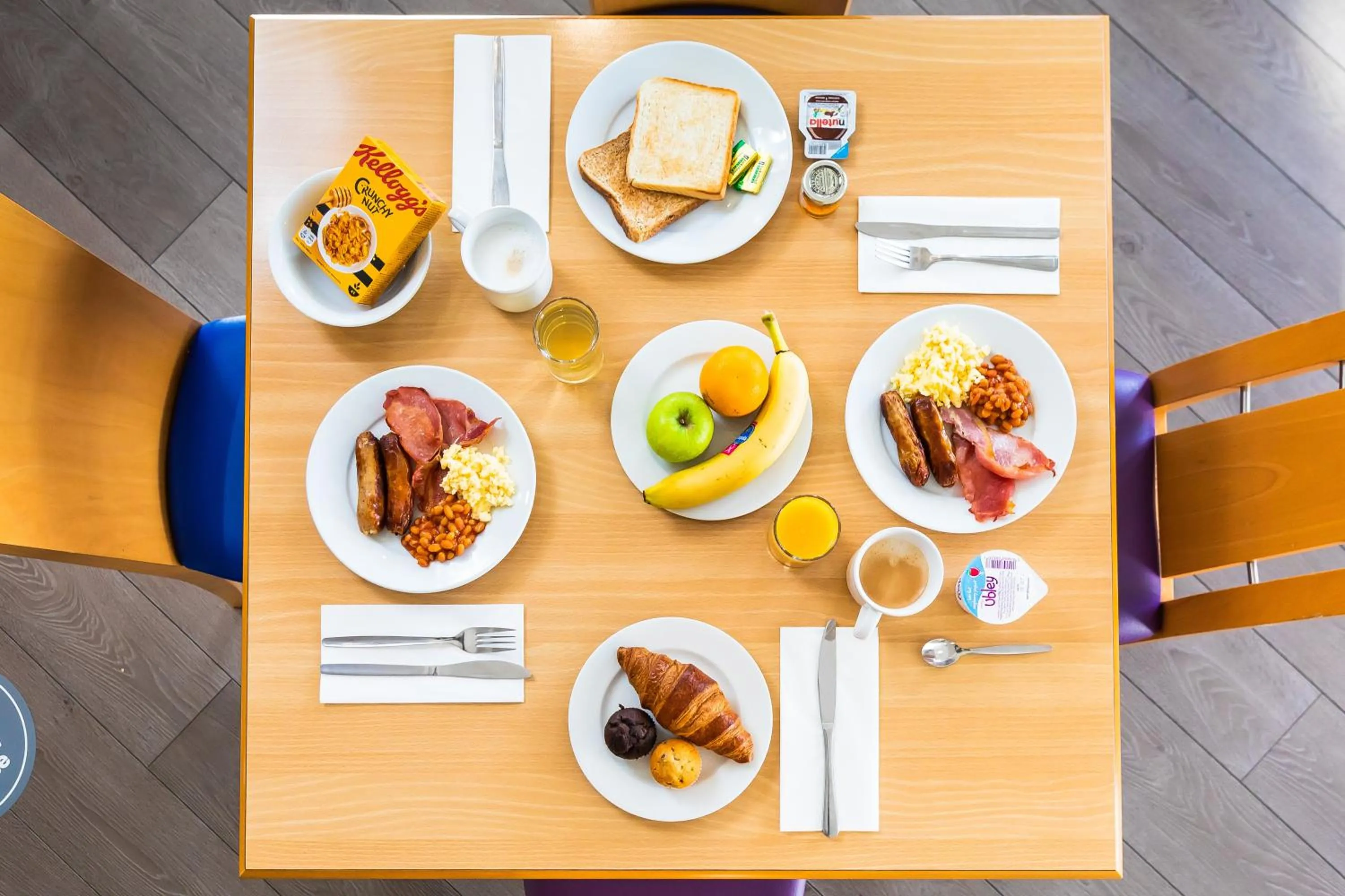 Breakfast in Holiday Inn Express Norwich by IHG