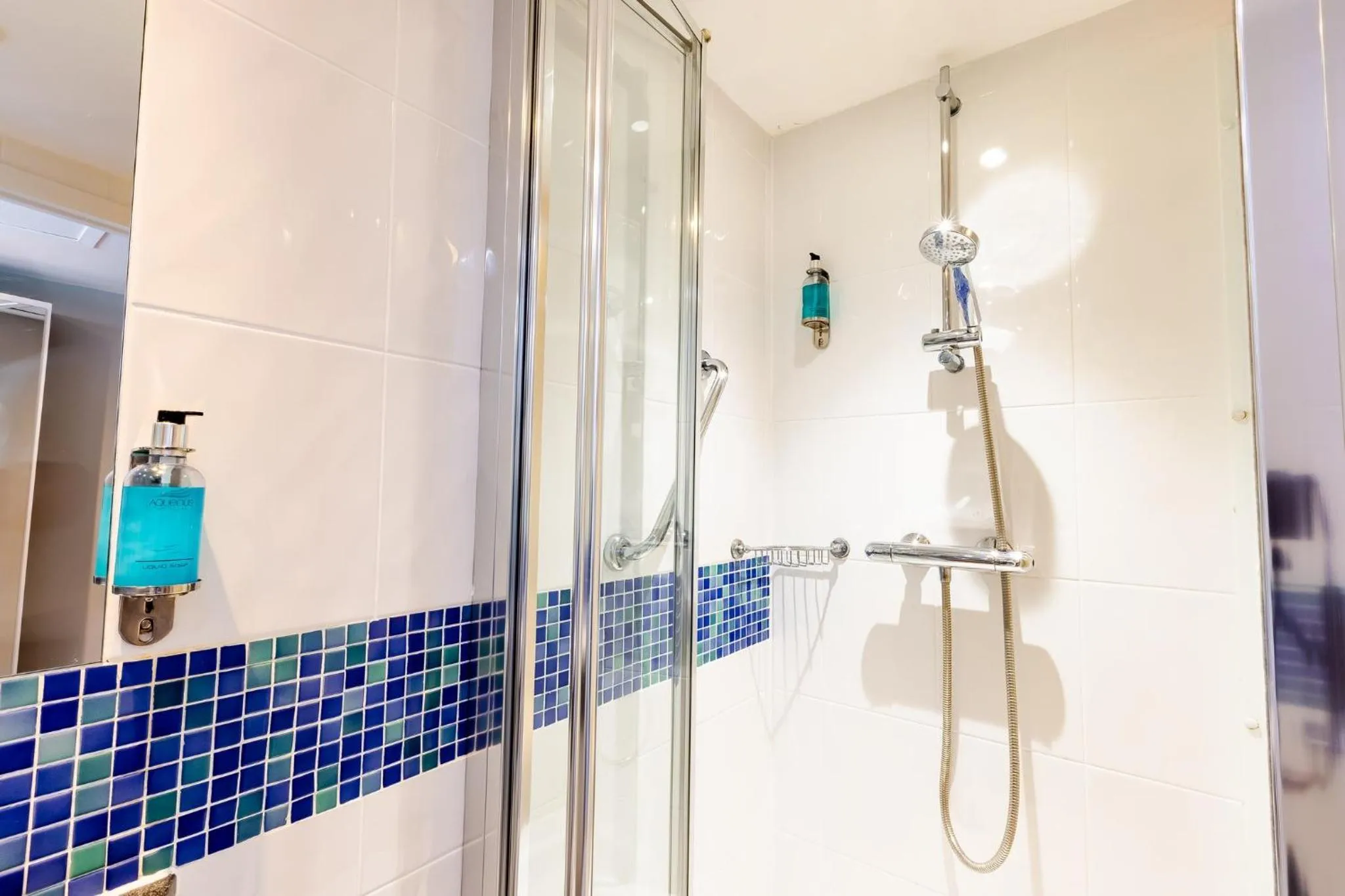 Bathroom in Holiday Inn Express Norwich by IHG