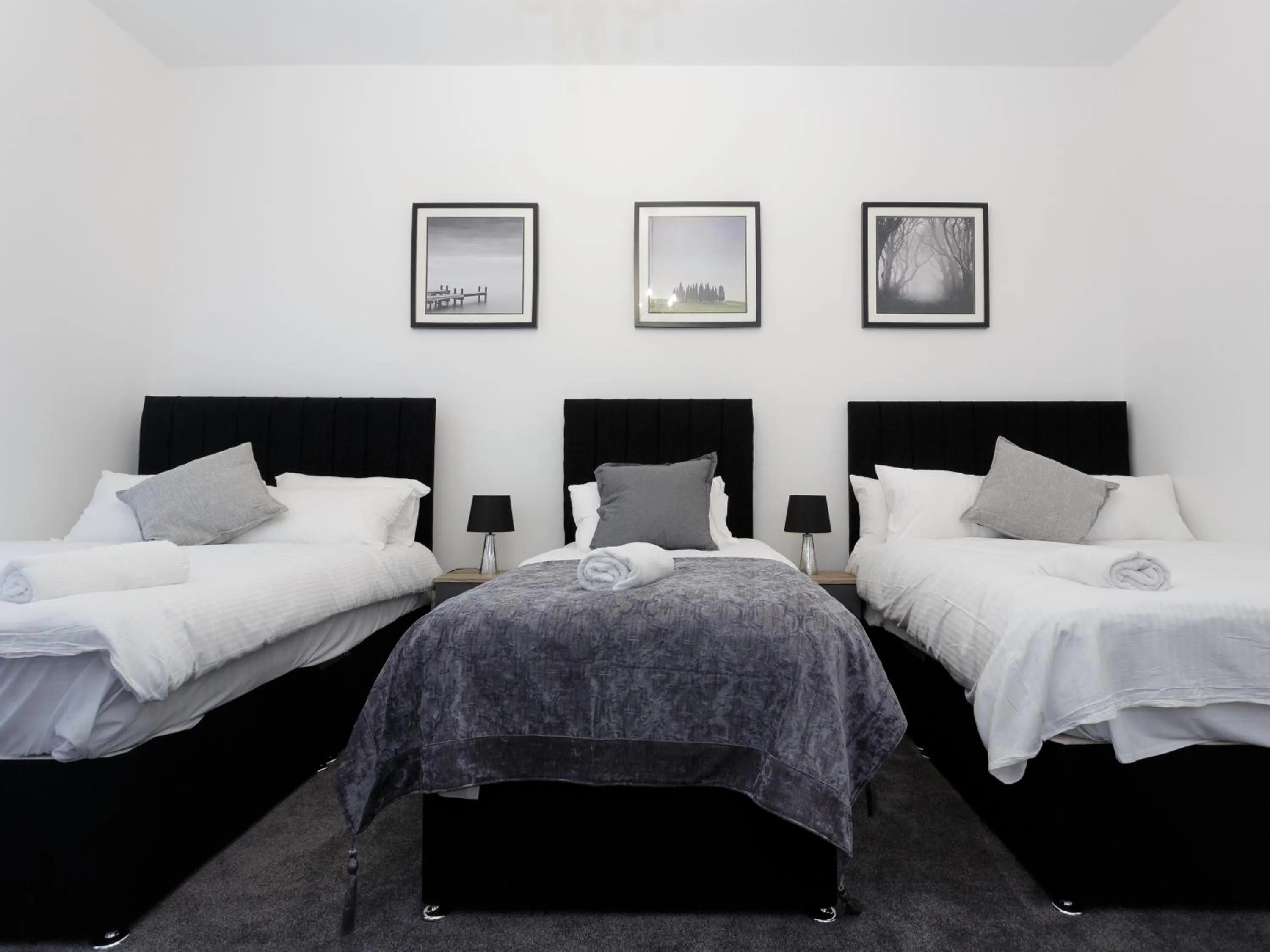 Bedroom, Bed in Live in Leeds Greenhill Bungalows