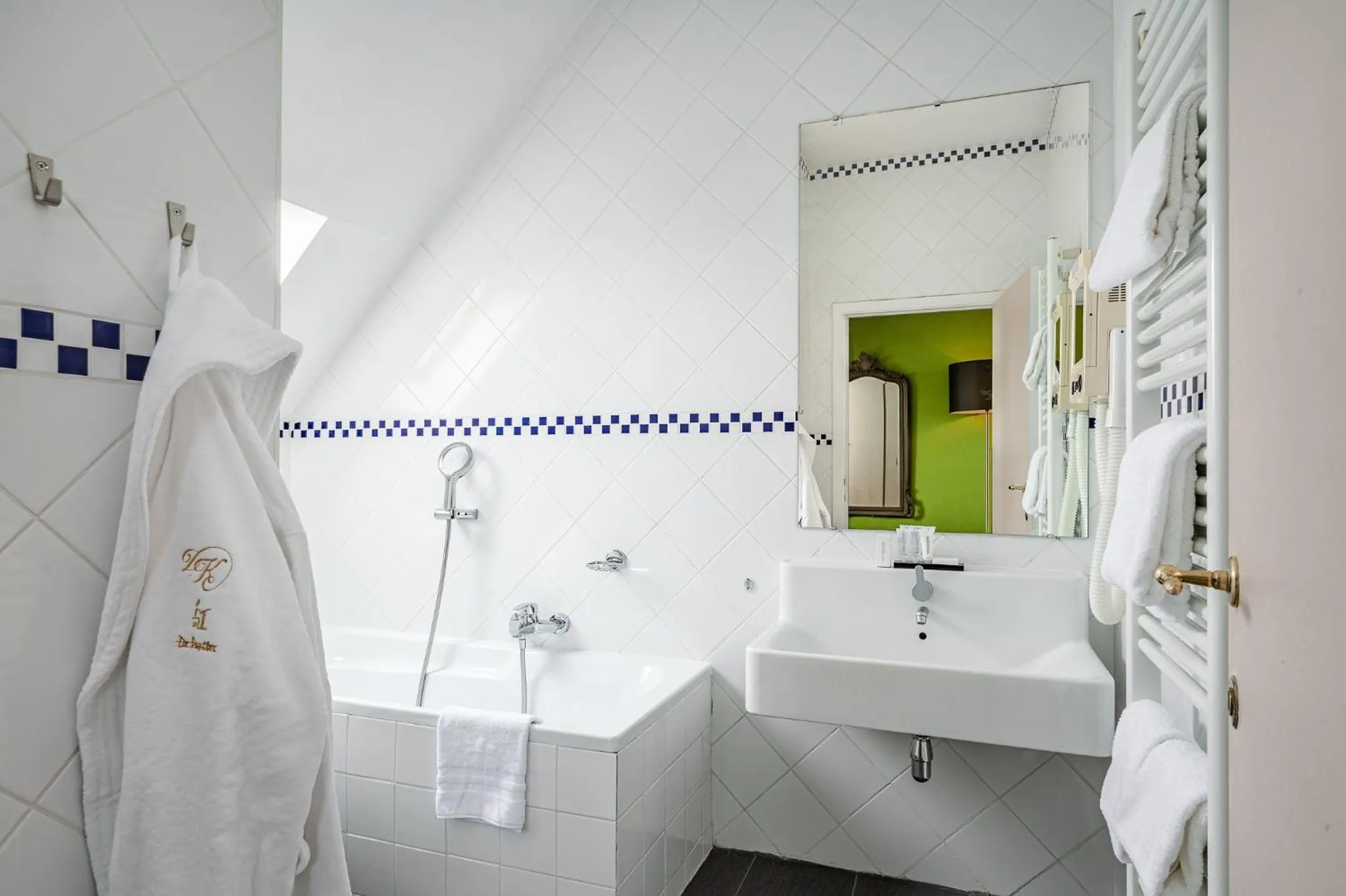 Bathroom in Hotel De Pupiter