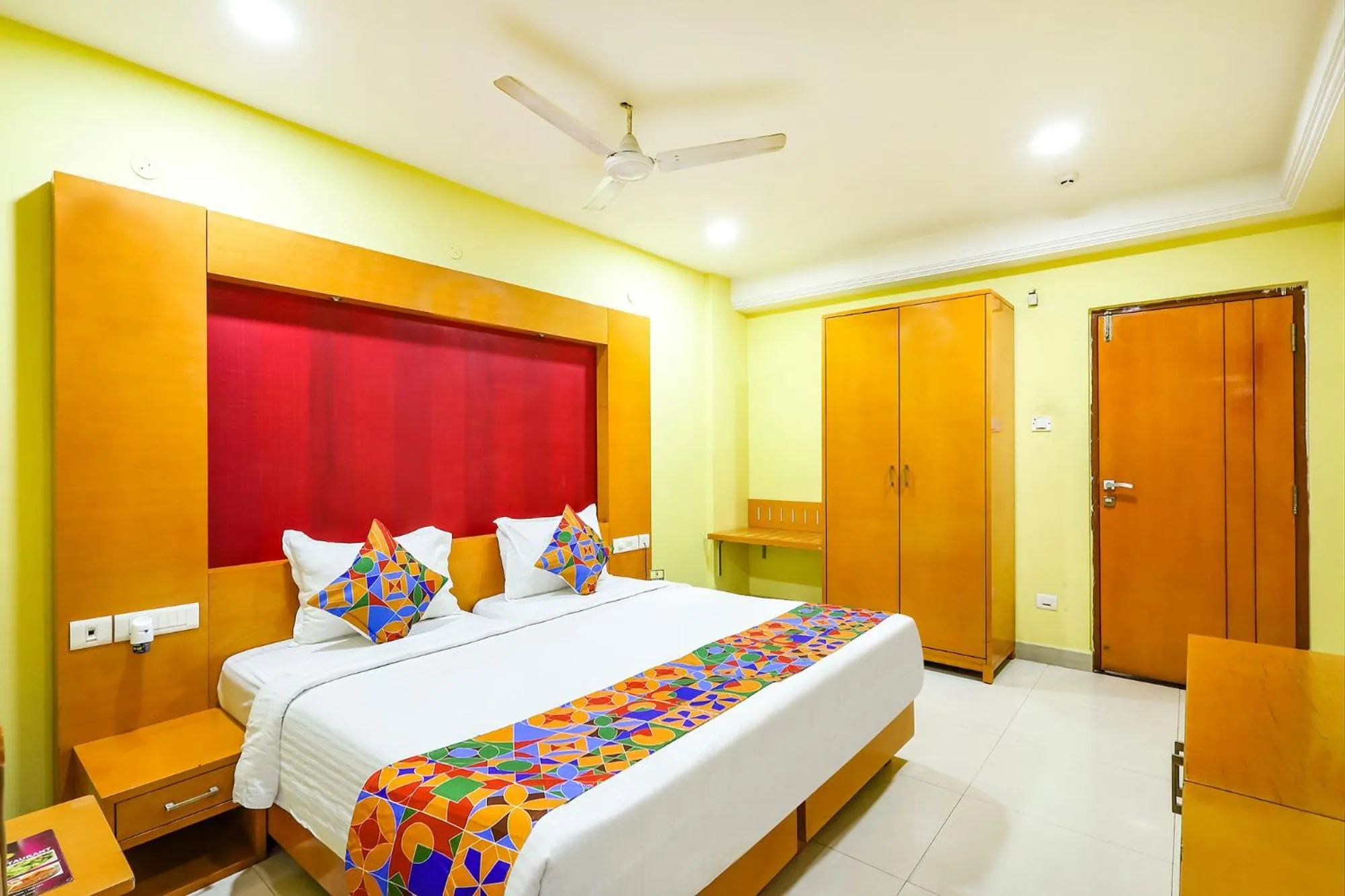 Bed in Fabhotel Prime Mahalaya Residency - Nr Pallavaram Railway Station