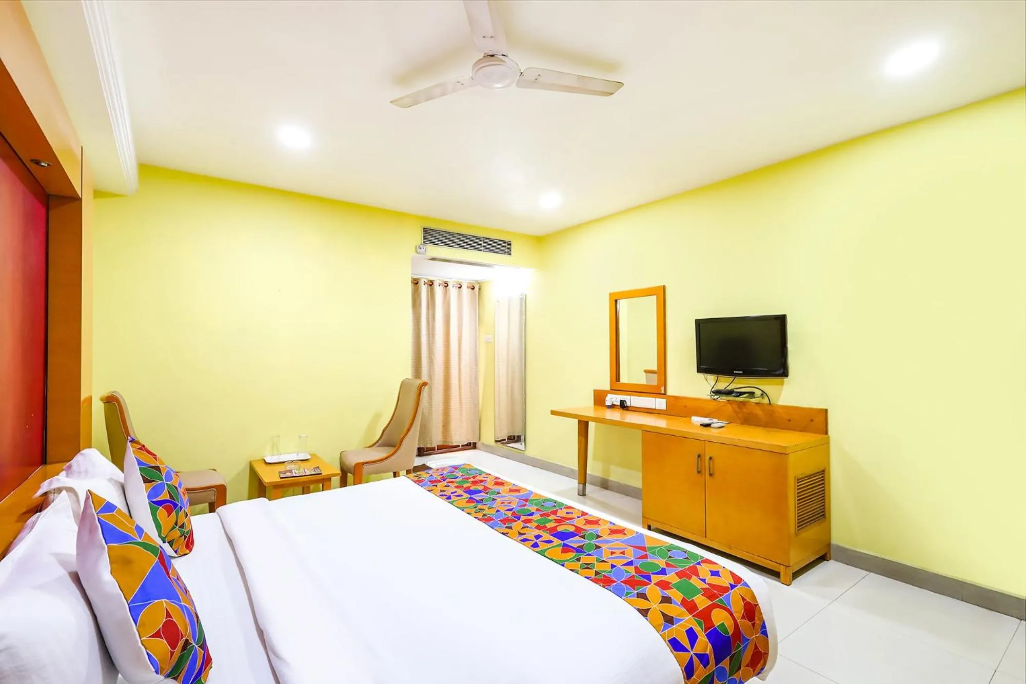 Bed in Fabhotel Prime Mahalaya Residency - Nr Pallavaram Railway Station