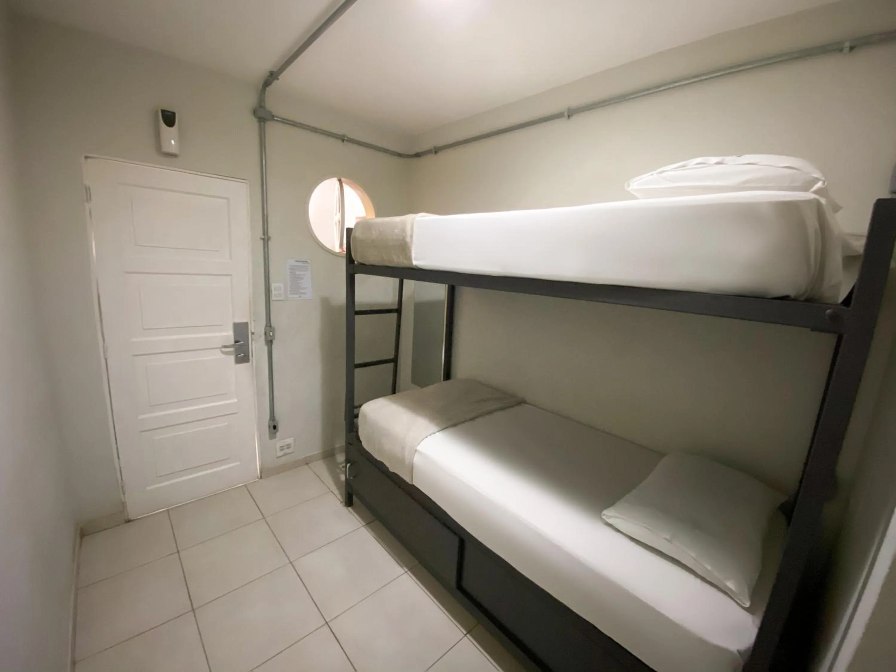 bunk bed, Bed in Che Lagarto Hostel Copacabana