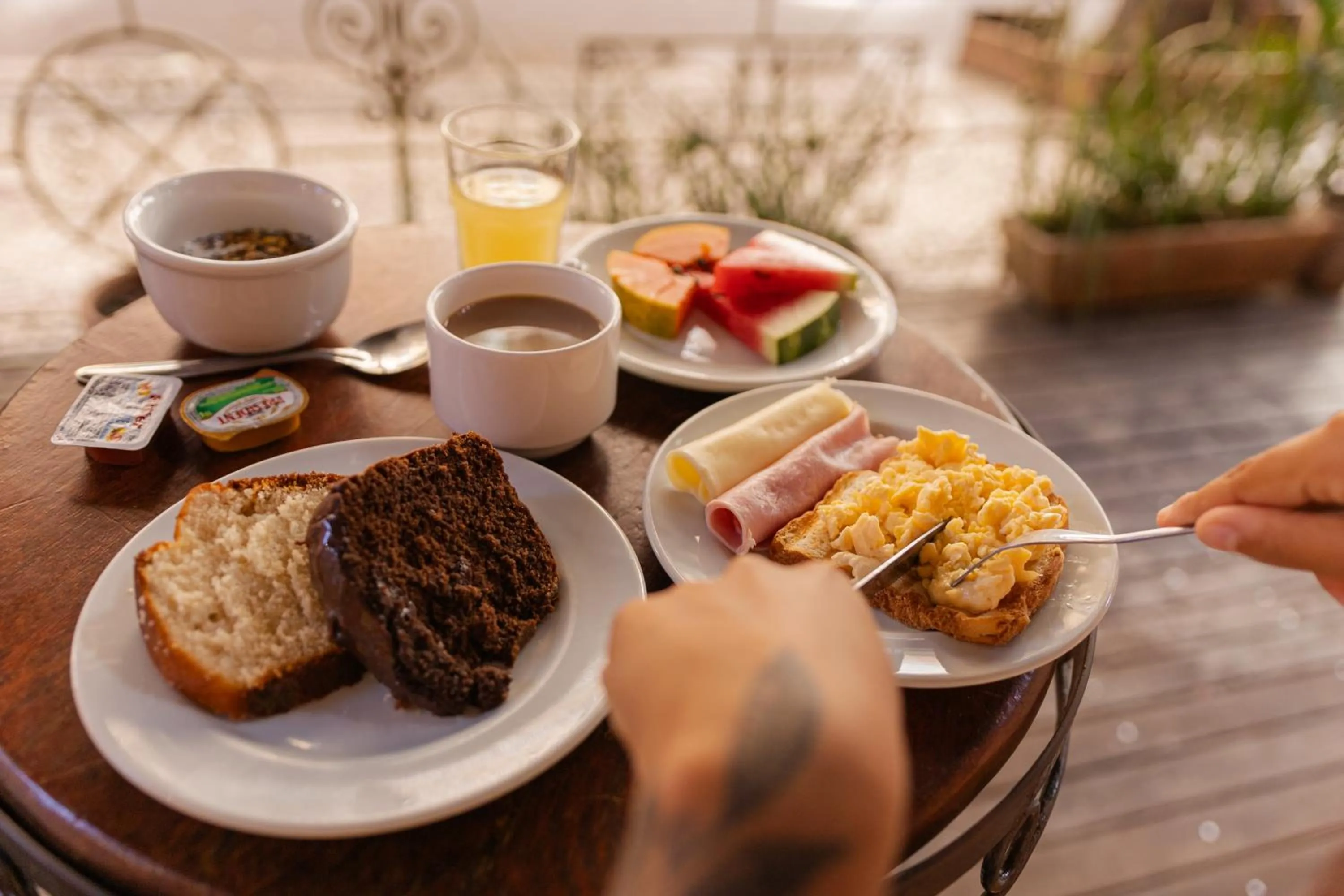 Breakfast in Che Lagarto Hostel Copacabana