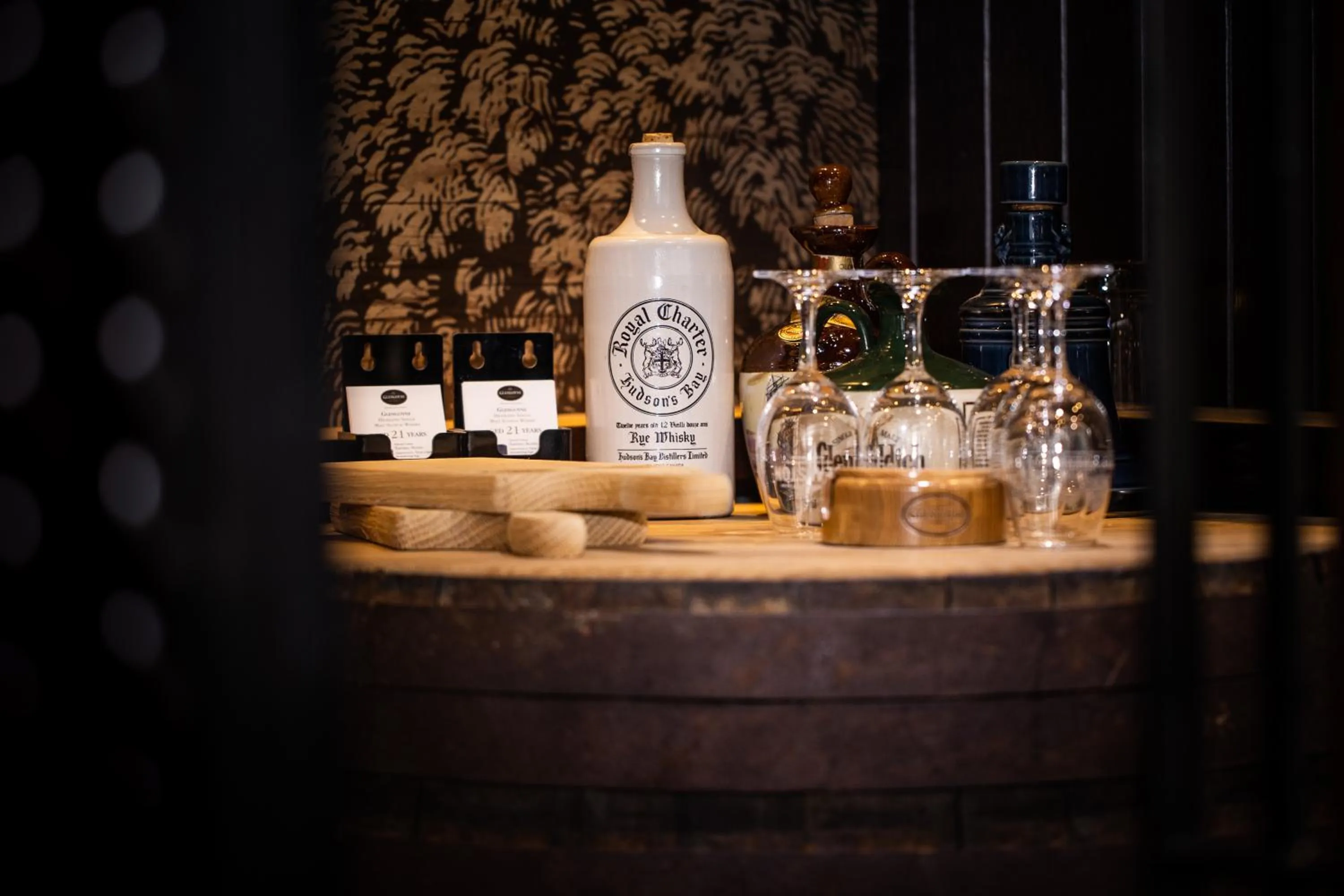 Alcoholic drinks in Karma Lake Of Menteith Hotel