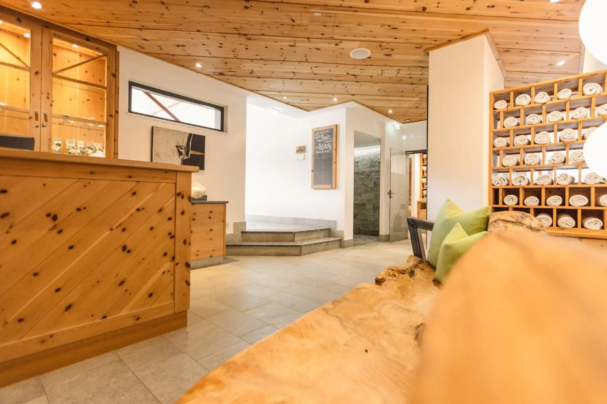 Lobby or reception in Hotel Glemmtalerhof