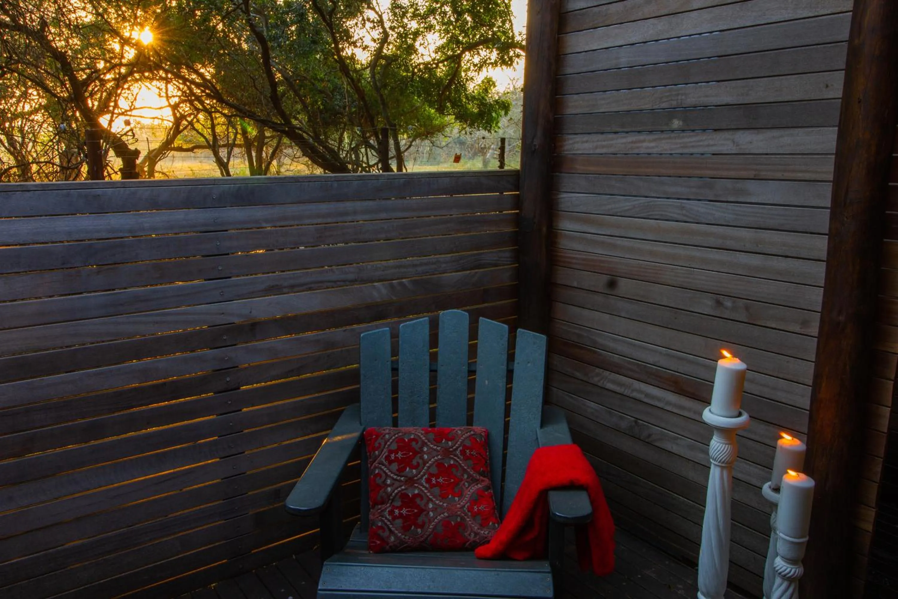 Shower in Emdoneni Lodge with Zululand Cat Conservation Project