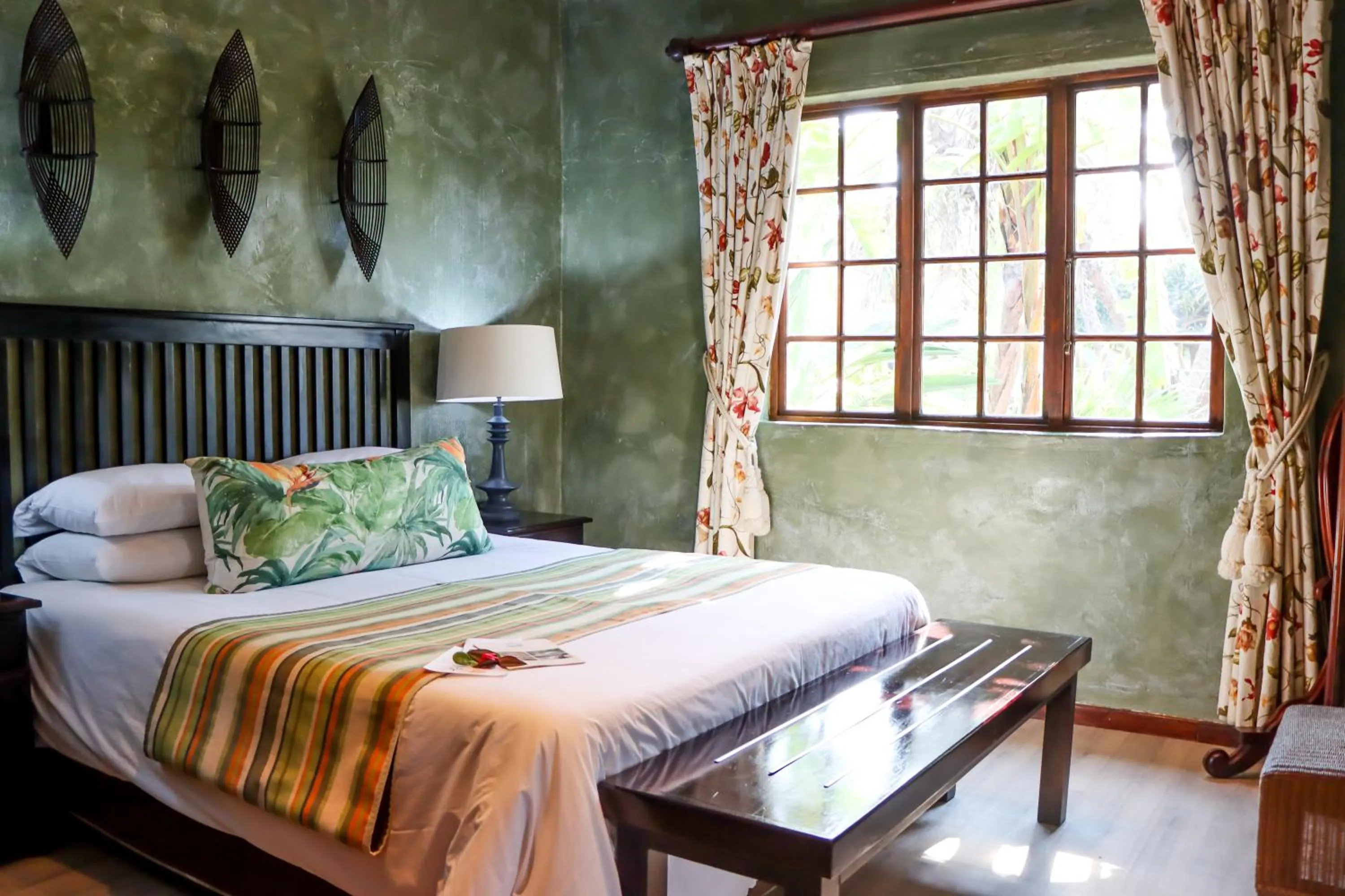 Bed in Emdoneni Lodge with Zululand Cat Conservation Project
