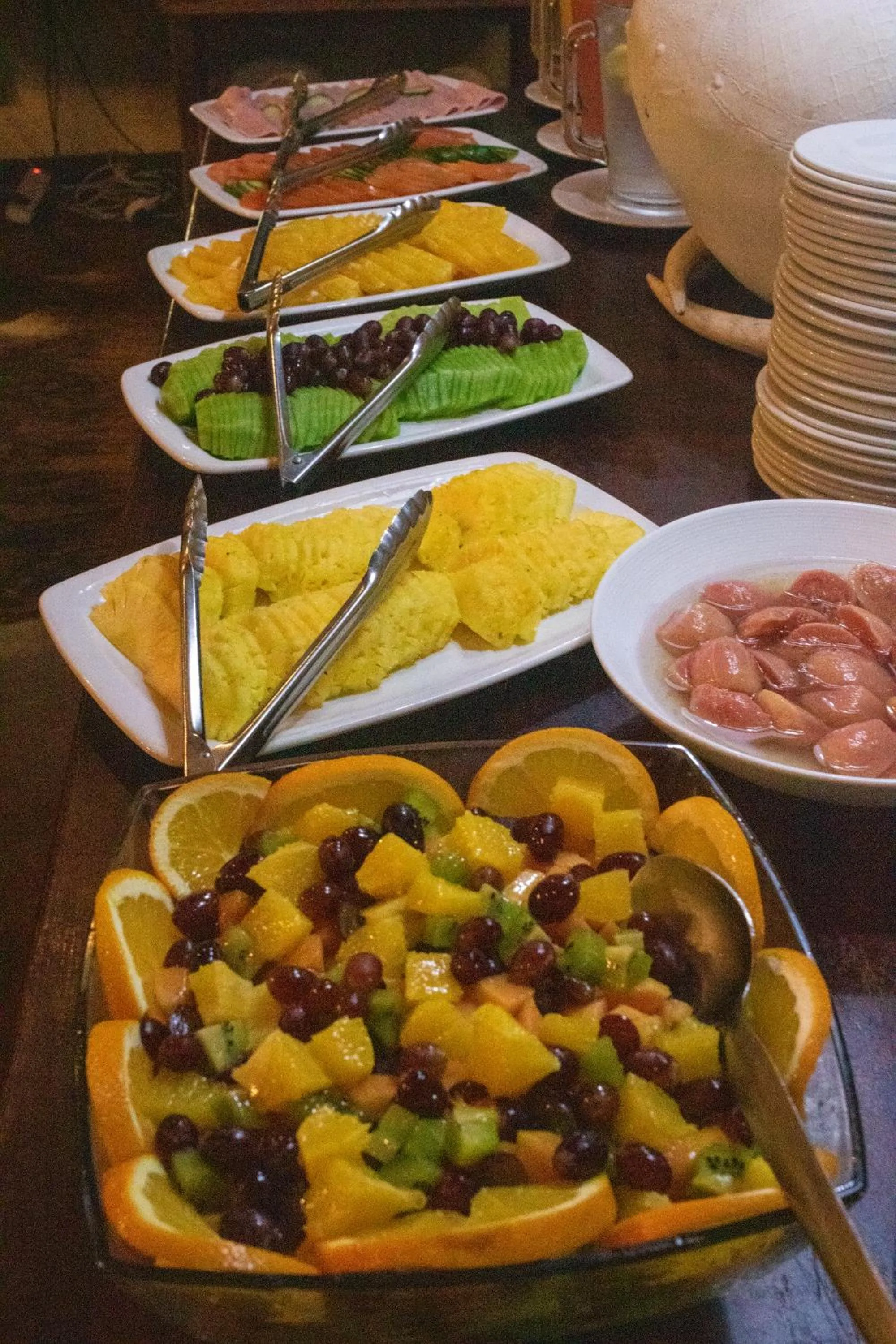 Buffet breakfast in Emdoneni Lodge with Zululand Cat Conservation Project