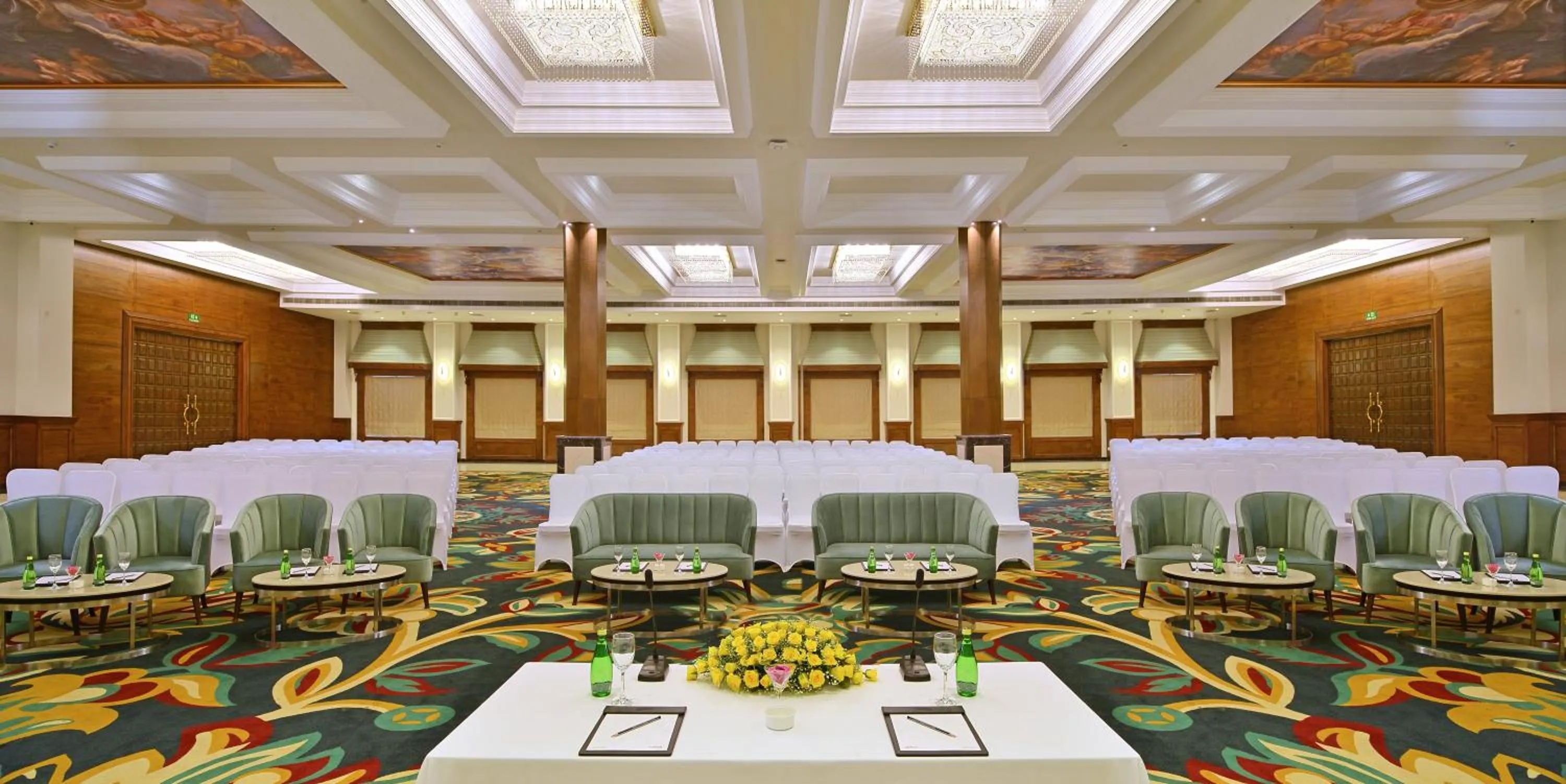 Banquet/Function facilities in Radisson Chandigarh Zirakpur