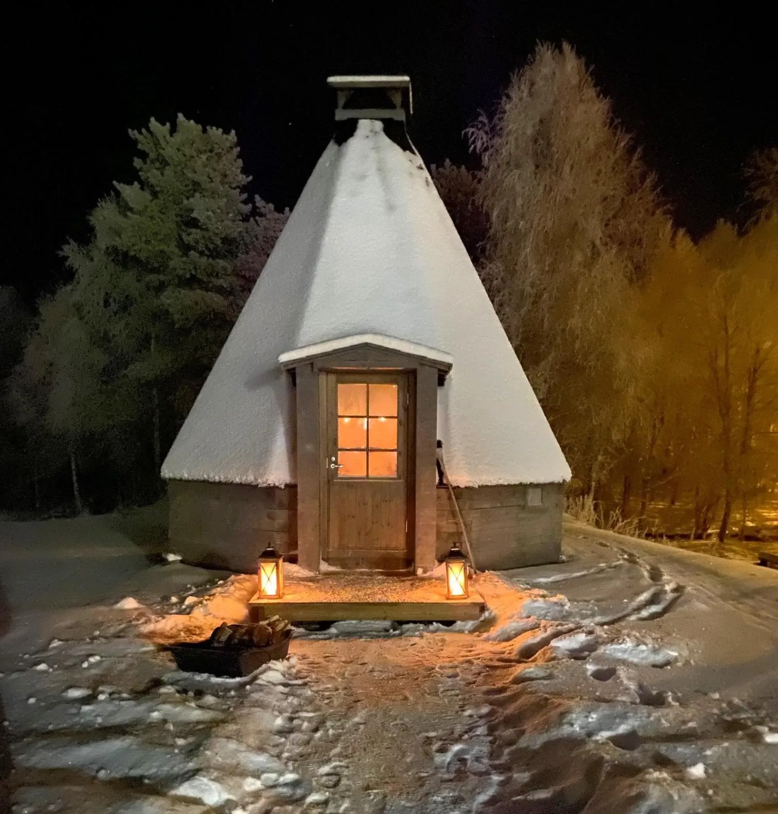 Property building in Ivalo River Camping