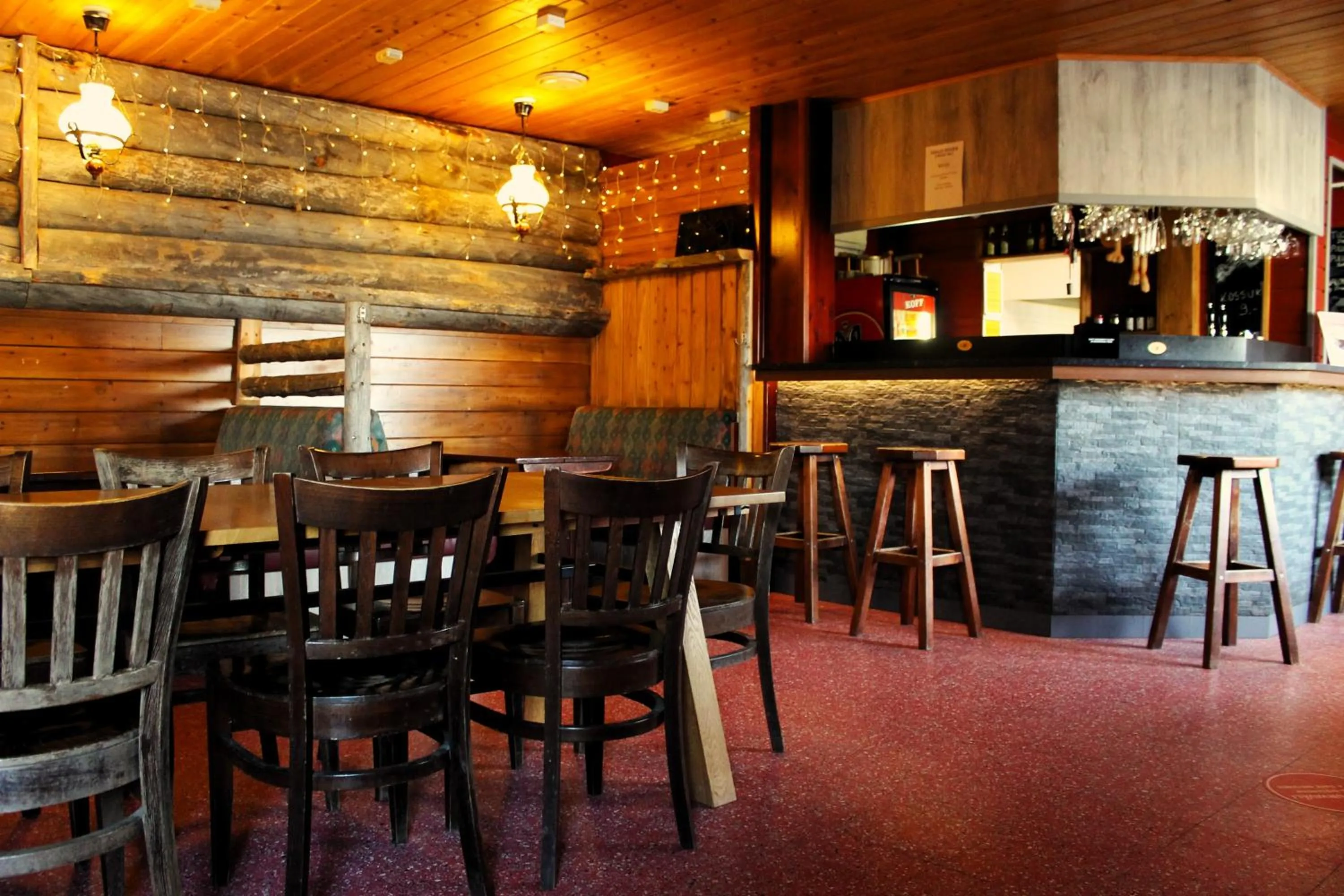 Restaurant/places to eat in Ivalo River Camping