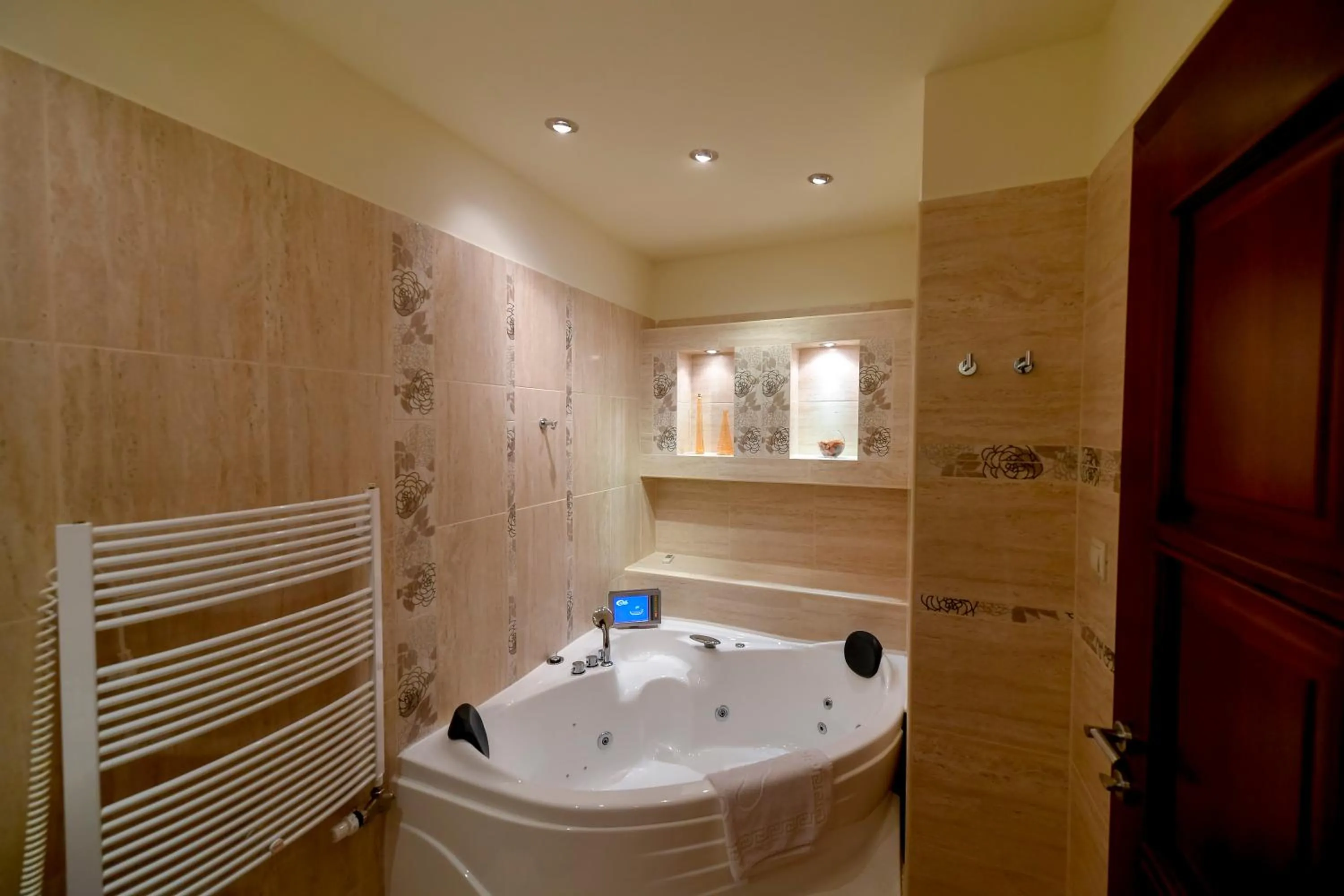 Bathroom in Campus Hotel