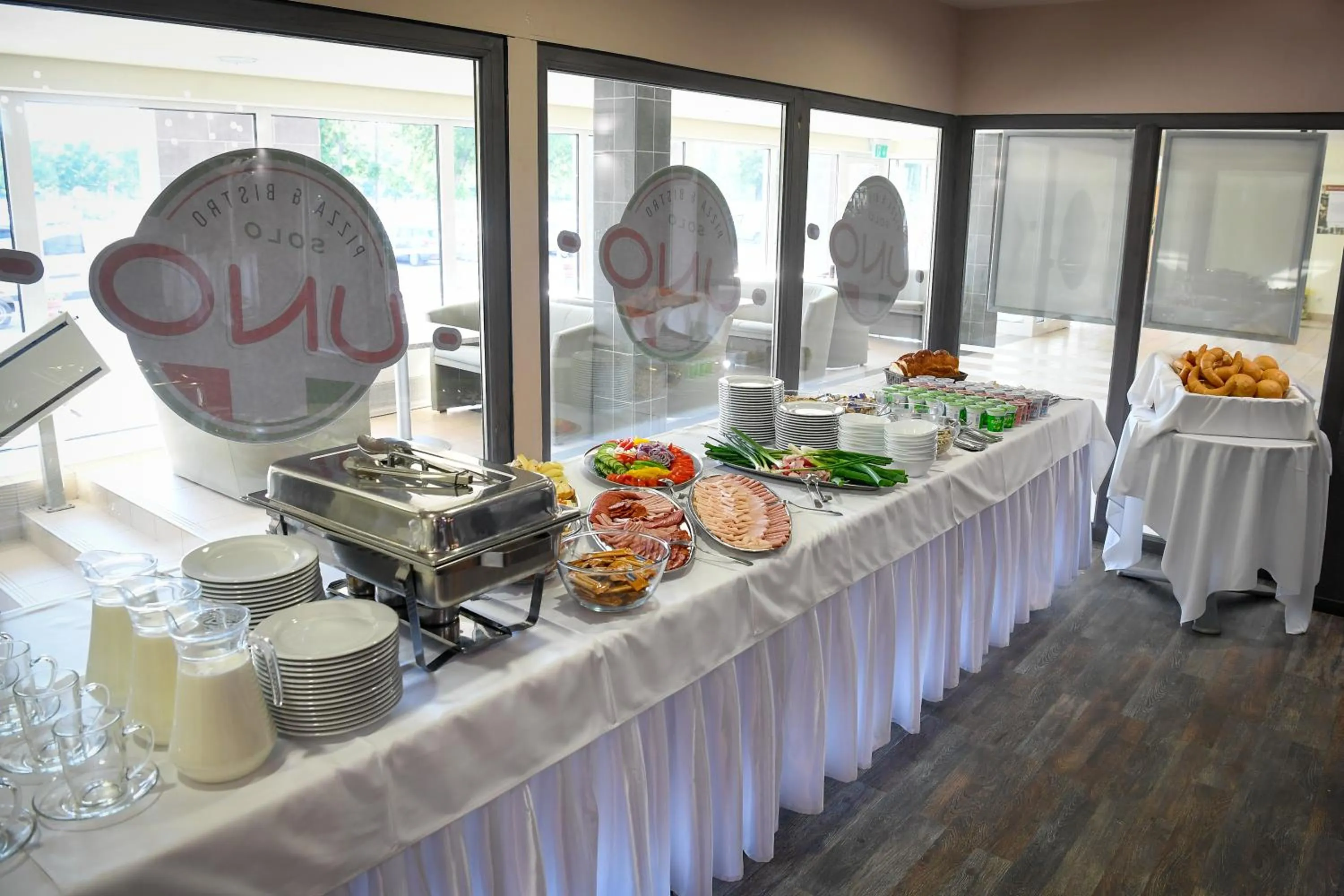 Food and drinks in Campus Hotel