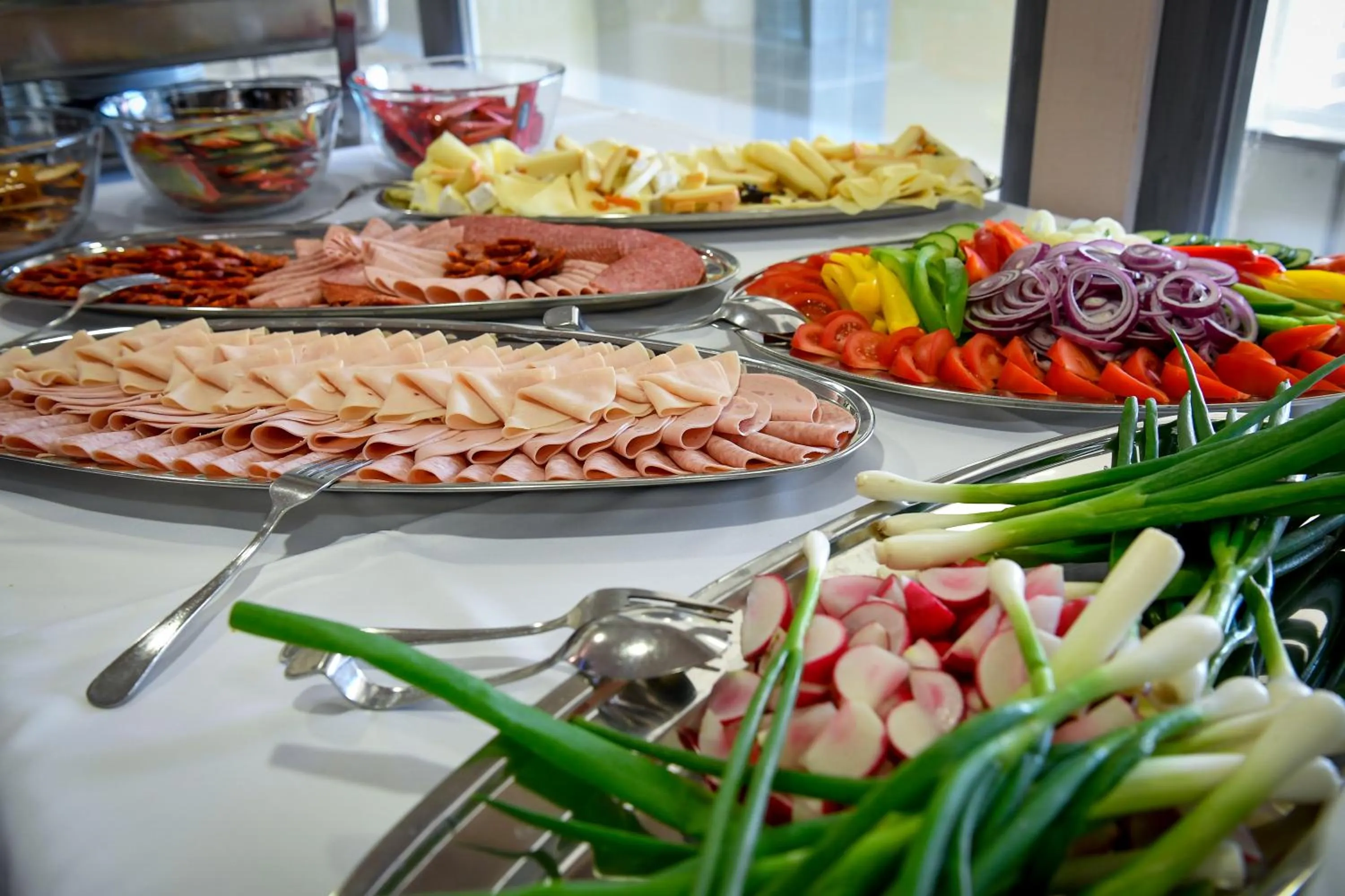 Buffet breakfast in Campus Hotel