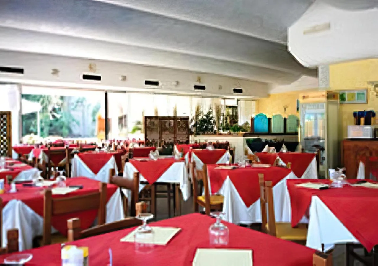 Restaurant/places to eat in Motel Monterosa