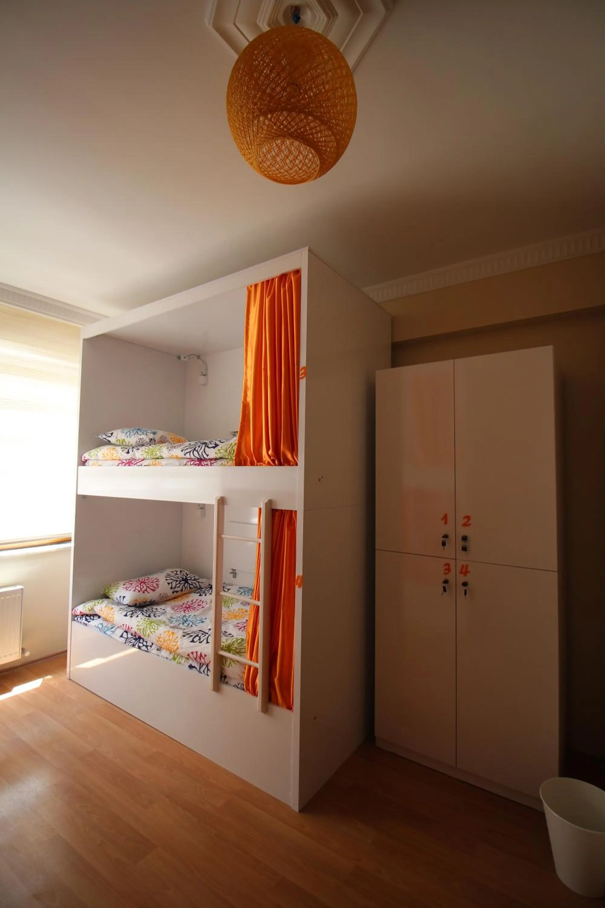 bunk bed, Bed in Deeps Hostel Eskişehir