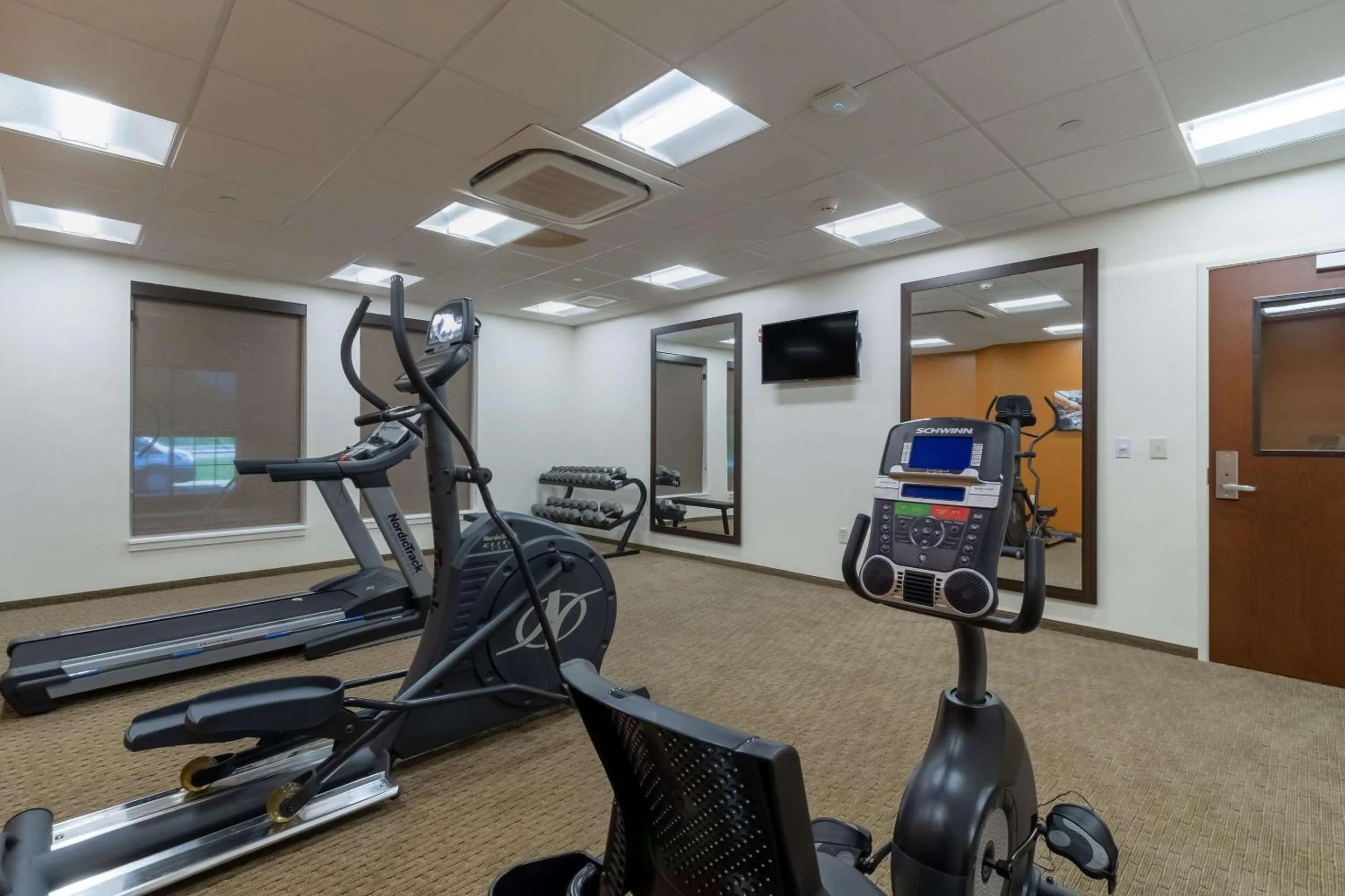 Fitness centre/facilities in Comfort Inn & Suites - Harrisburg Airport - Hershey South