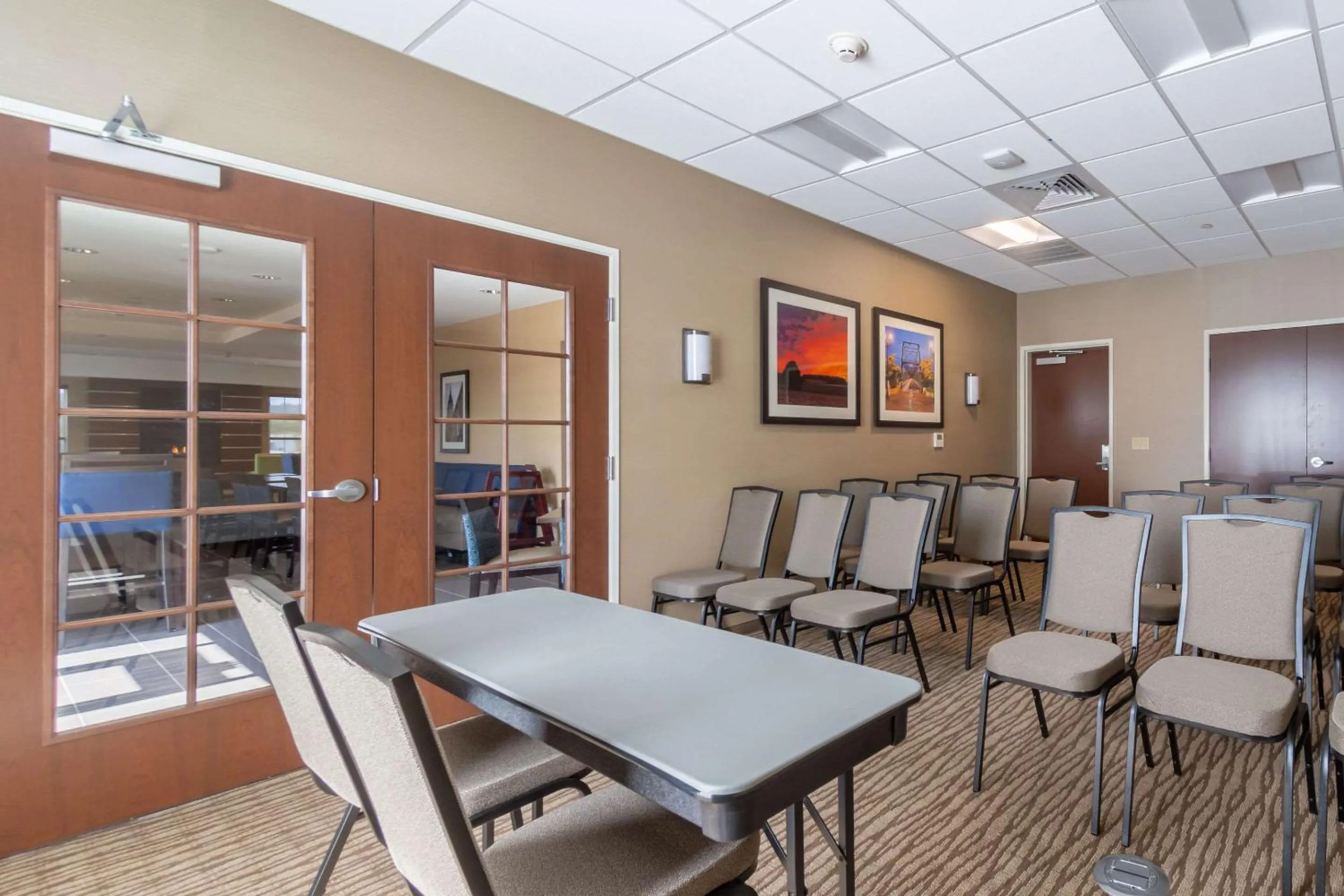 On site in Comfort Inn & Suites - Harrisburg Airport - Hershey South