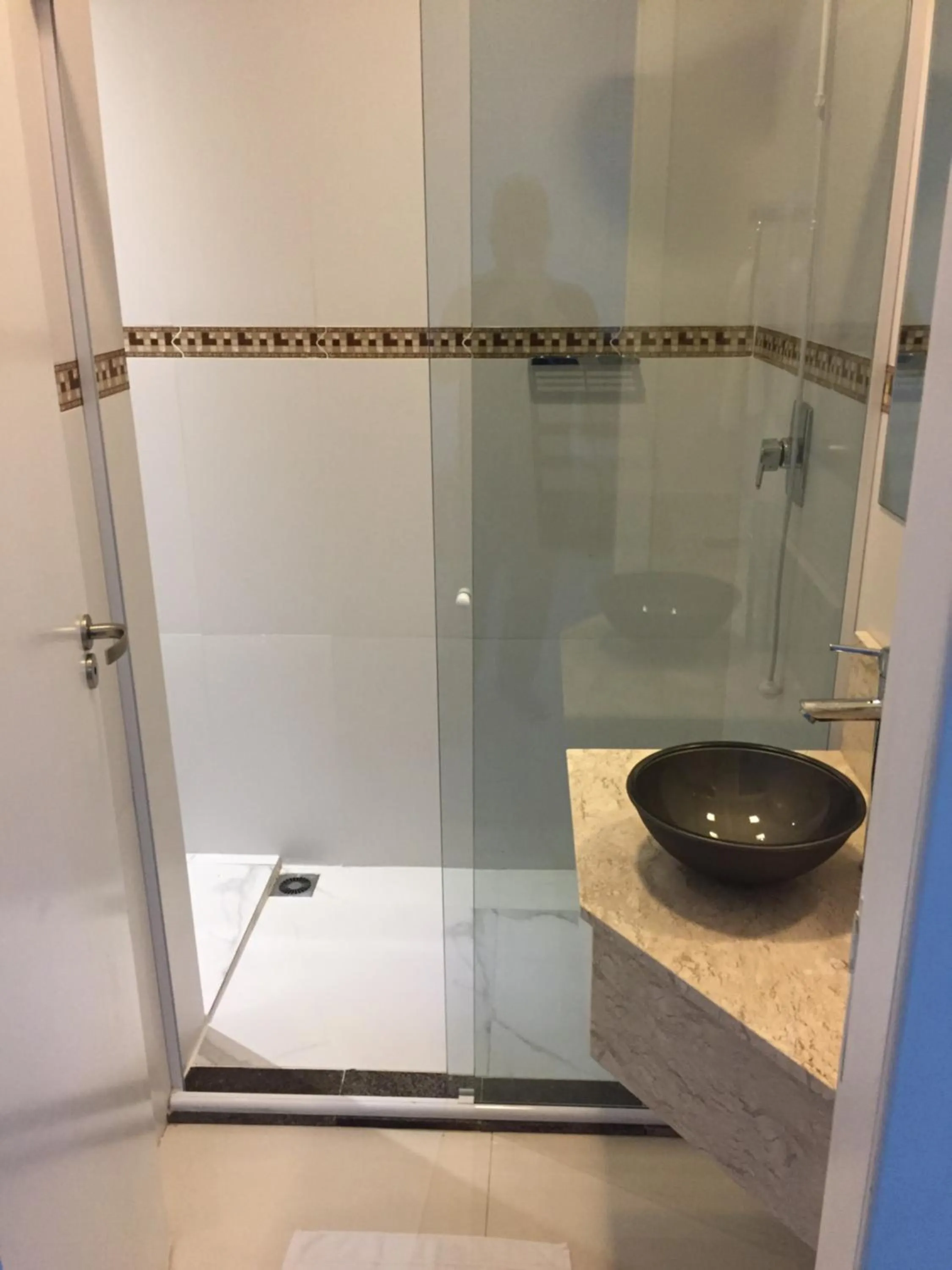 Bathroom in Vila Alaide Praia Hotel