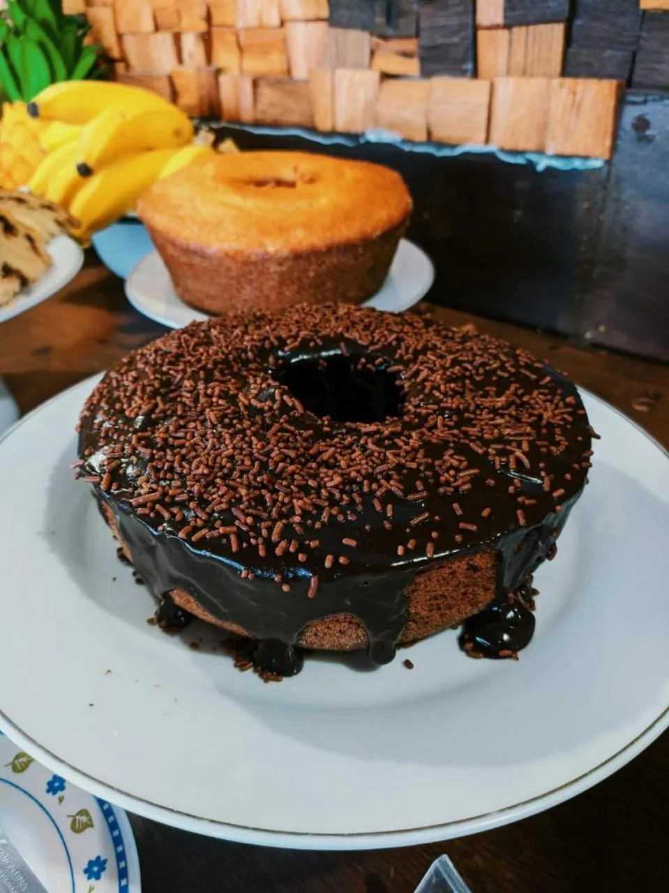 Food and drinks in Vila Alaide Praia Hotel