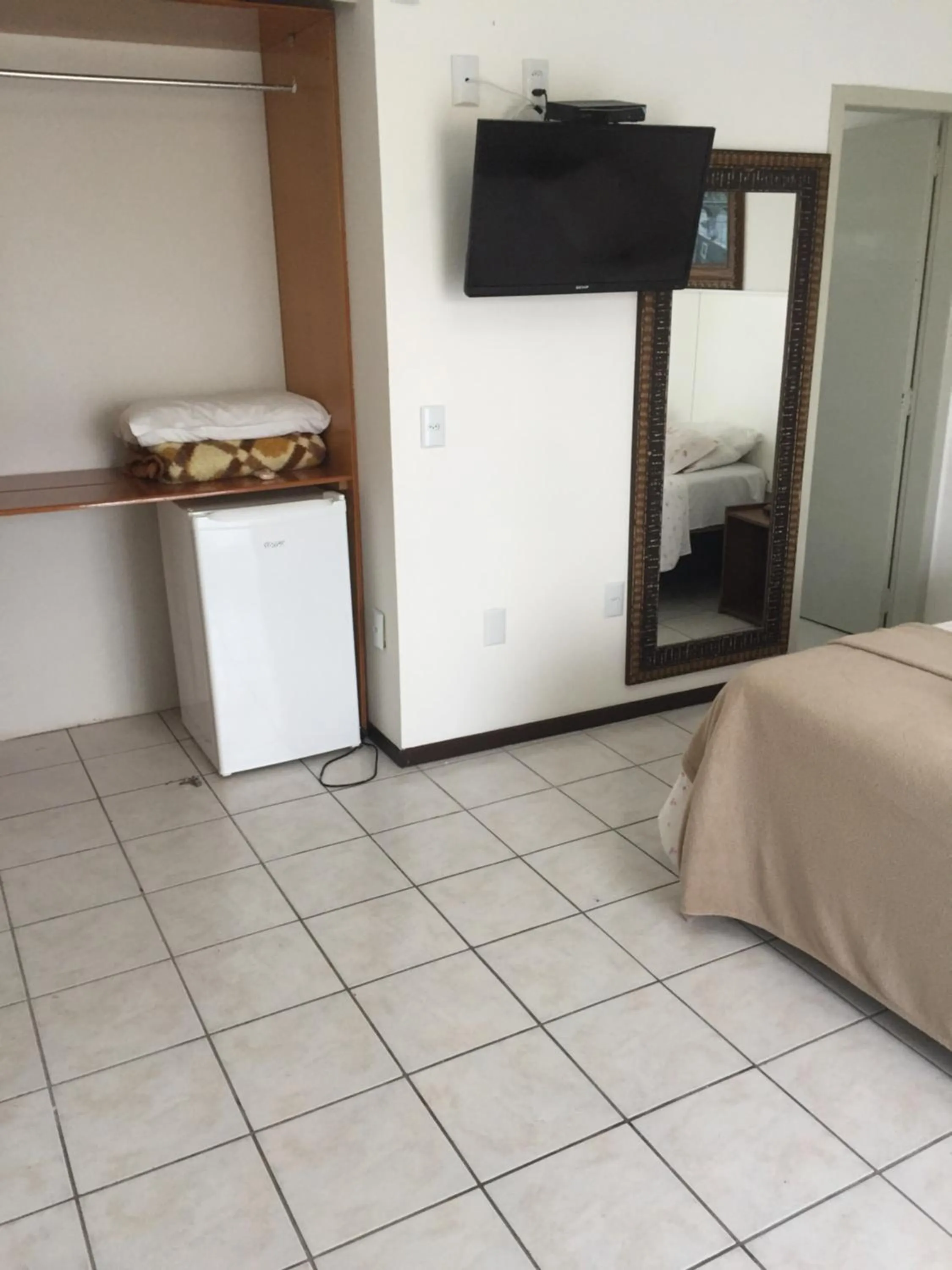 Bed in Vila Alaide Praia Hotel