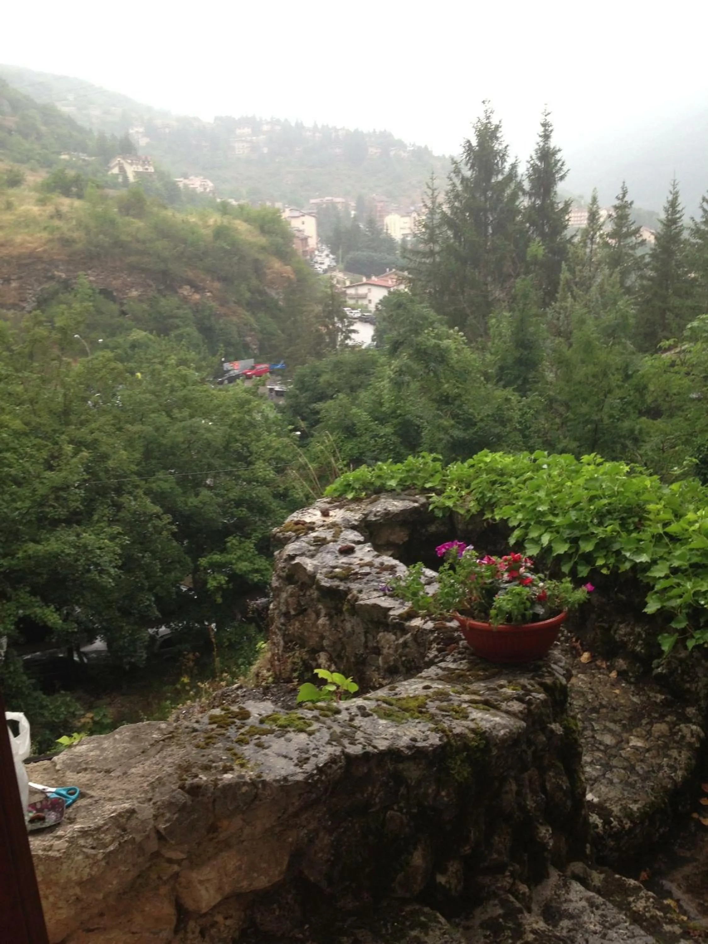 Garden in Le Rocce di Scanno B&B di Charme