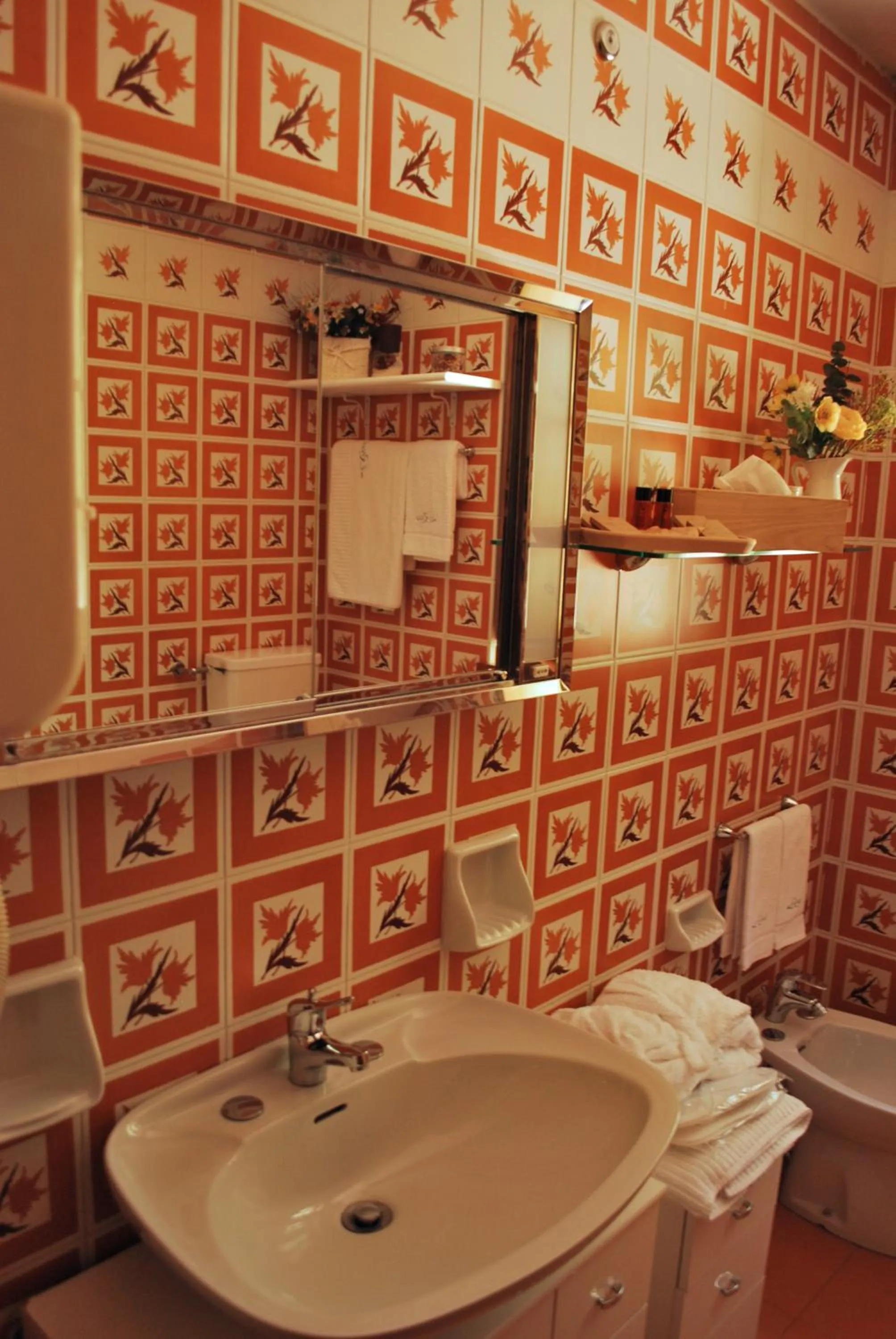 Toilet, Bathroom in Le Rocce di Scanno B&B di Charme